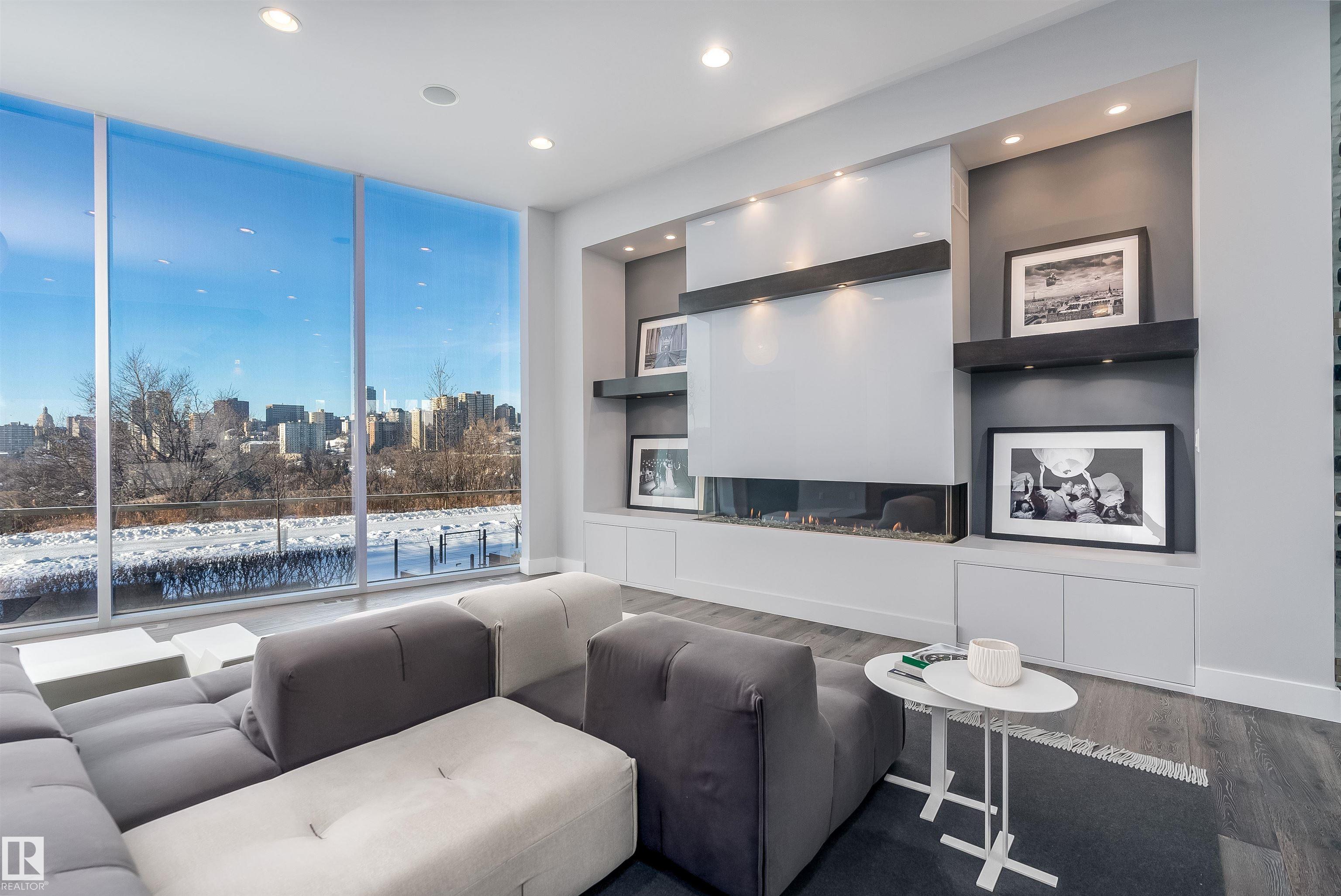 9509 99b Street NW, Strathcona, Edmonton