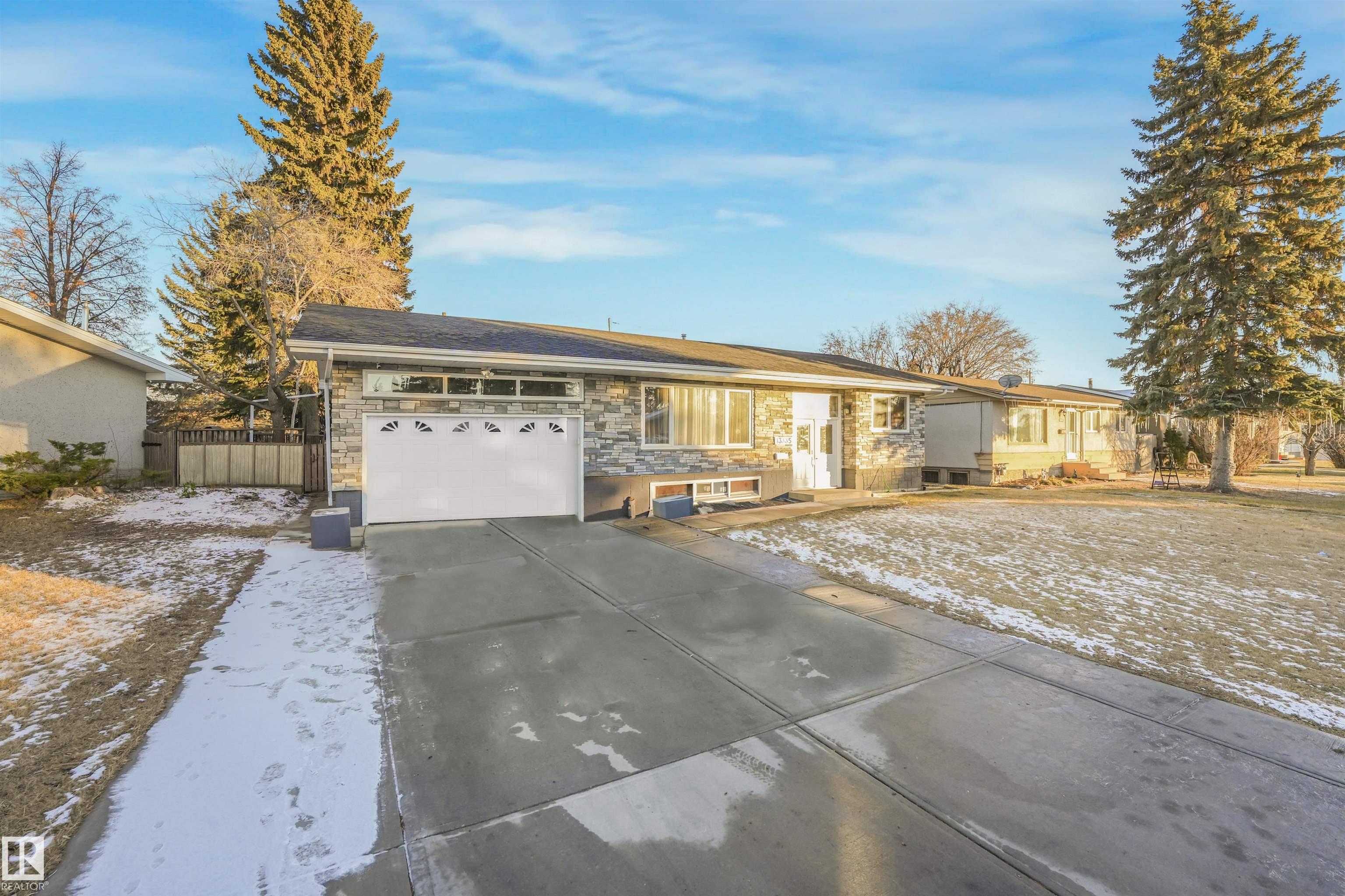 Photo 19 at 13335 106 Street NW, Rosslyn, Edmonton