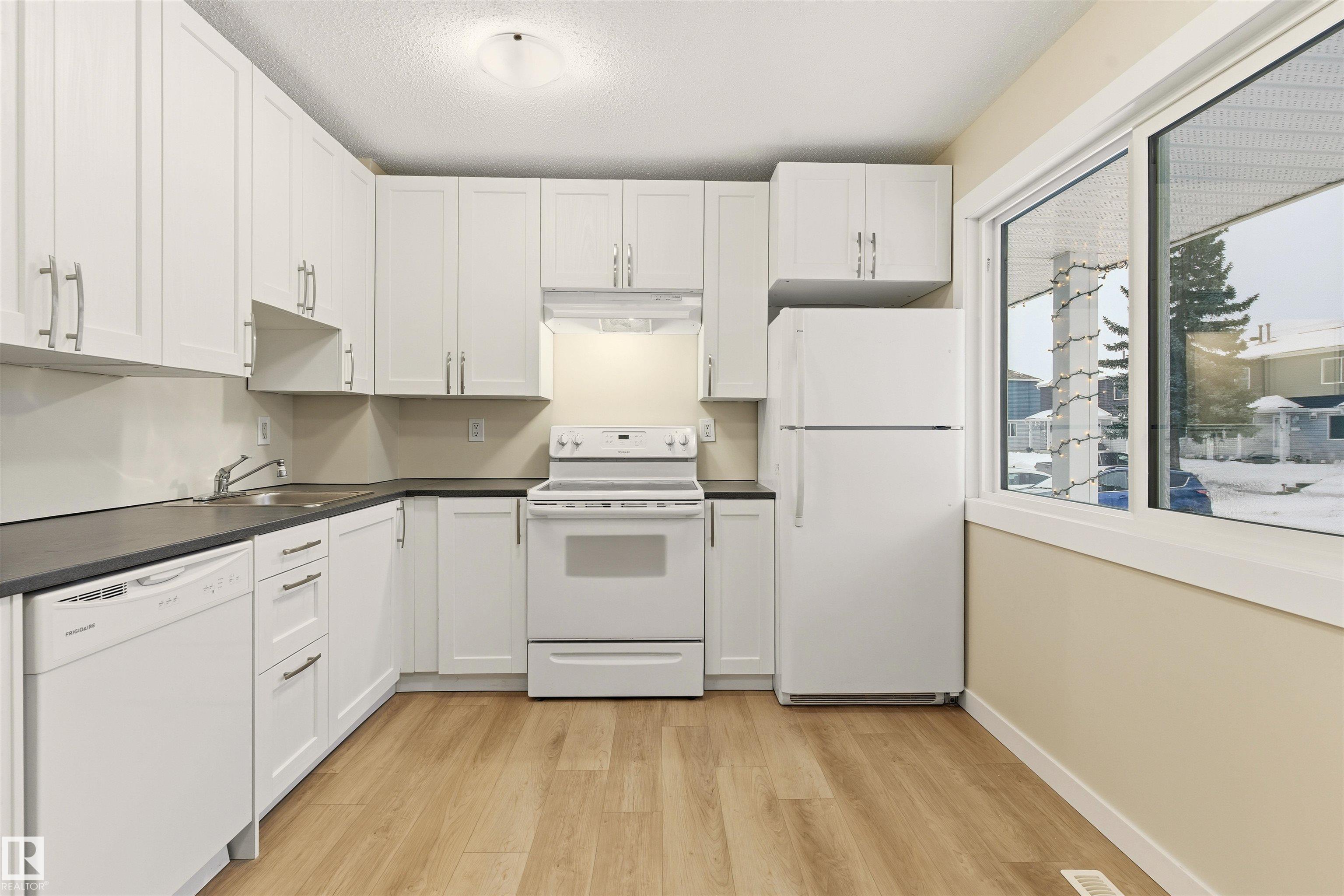 Picture for #12 1411 MILL WOODS RD E NW