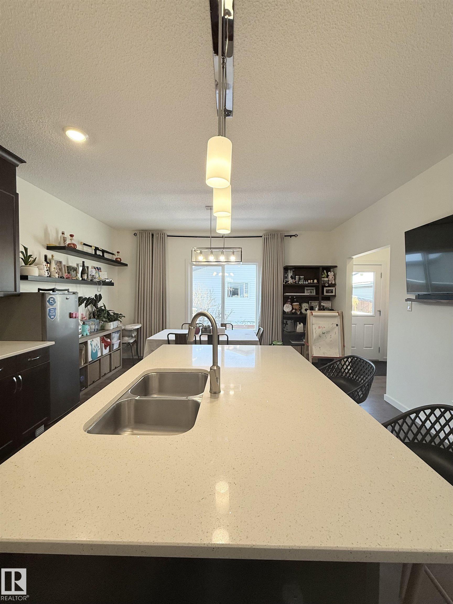 Photo 14 at 2124 Glenridding Way SW, Glenridding Heights, Edmonton