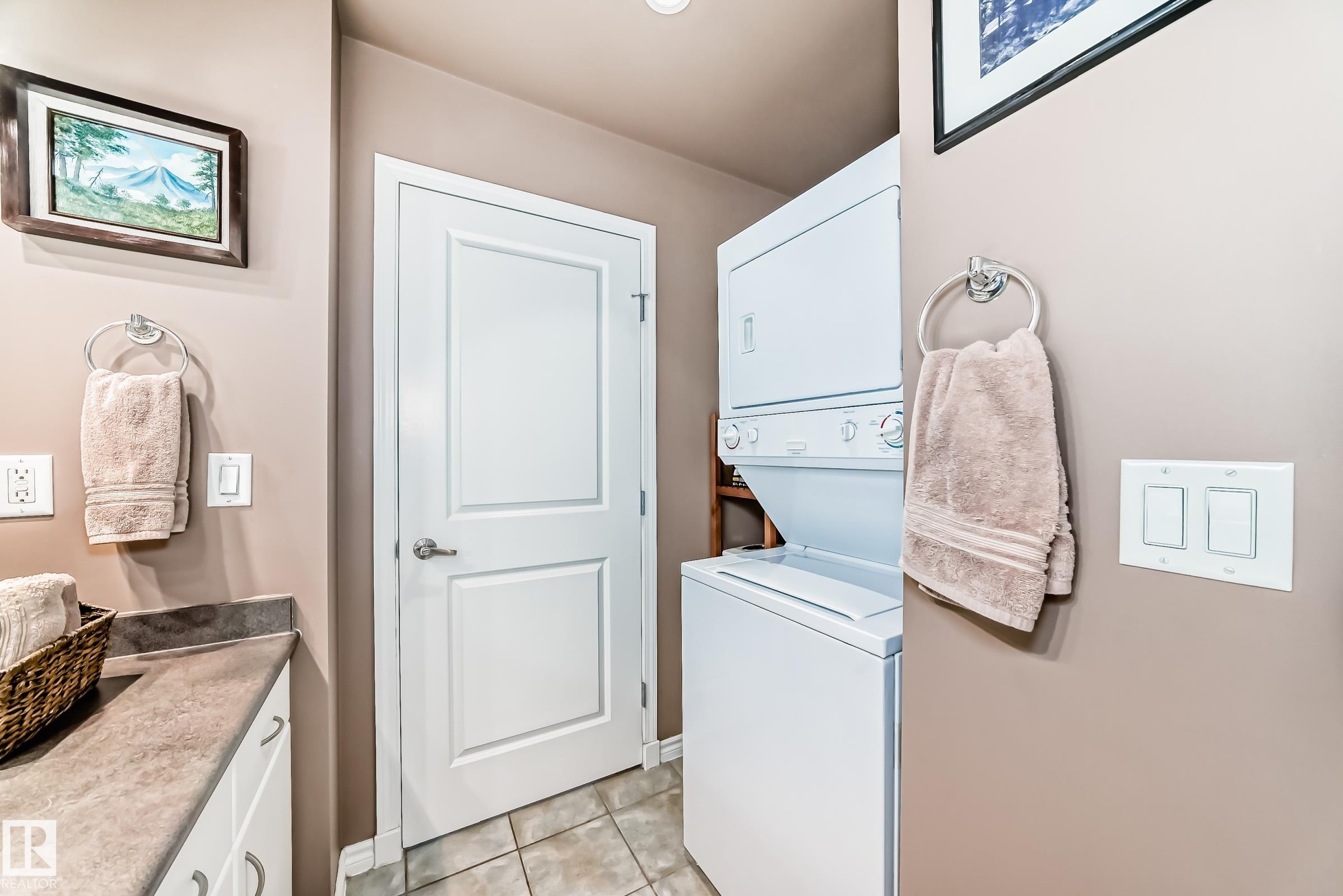 Photo 21 at 2006 - 10303 105 Street NW, Downtown, Edmonton