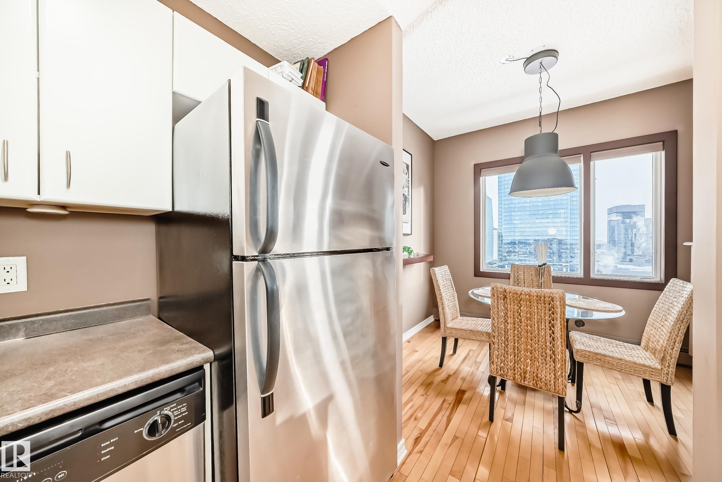 Photo 9 at 2006 - 10303 105 Street NW, Downtown, Edmonton