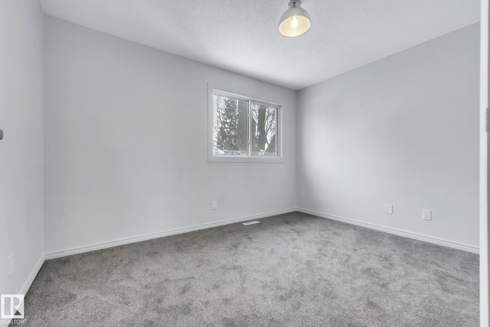 Photo 30 at 1281 Hooke Road NW, Overlanders, Edmonton