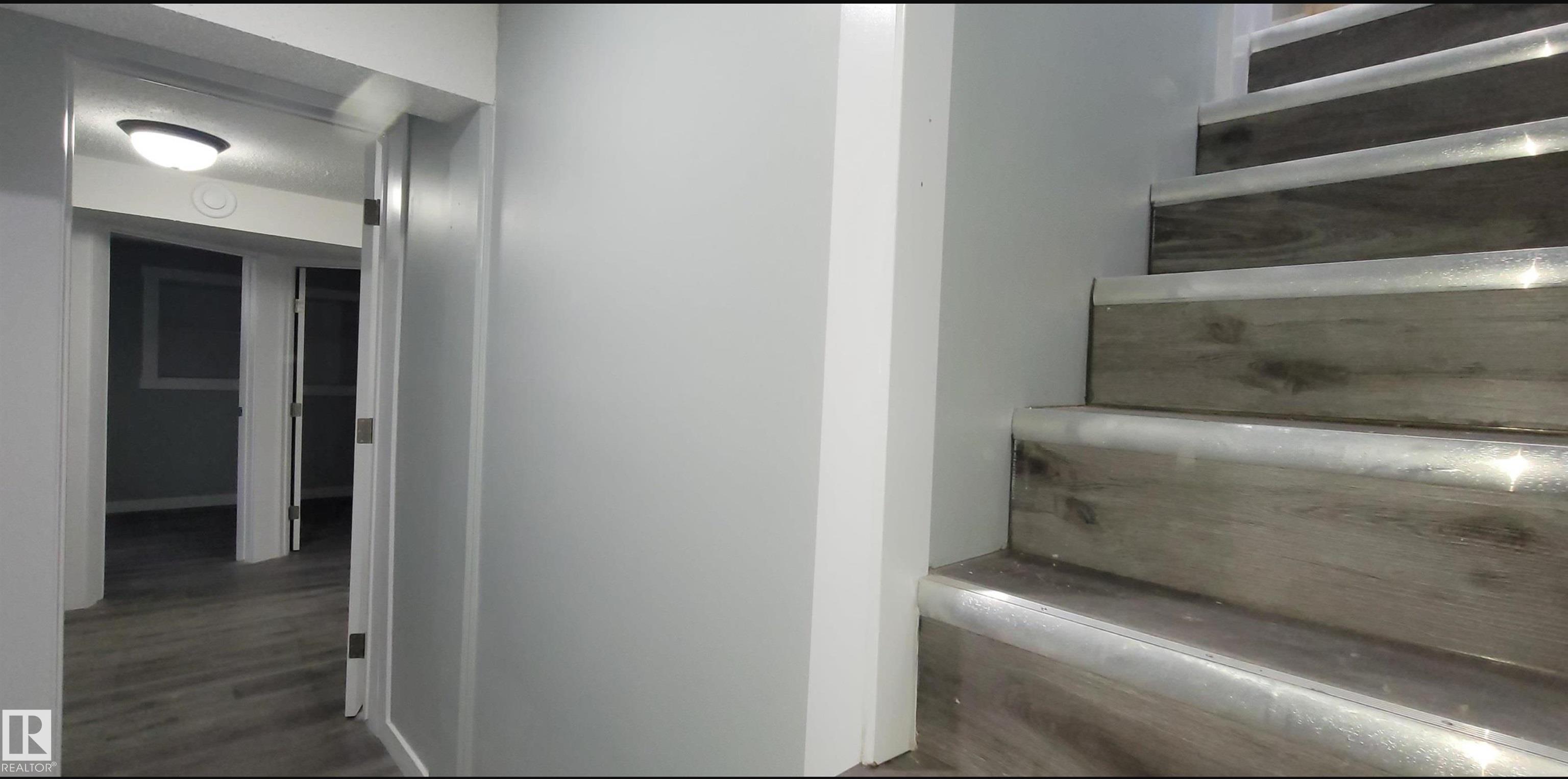 Photo 15 at 11406 82 Street NW, Parkdale, Edmonton