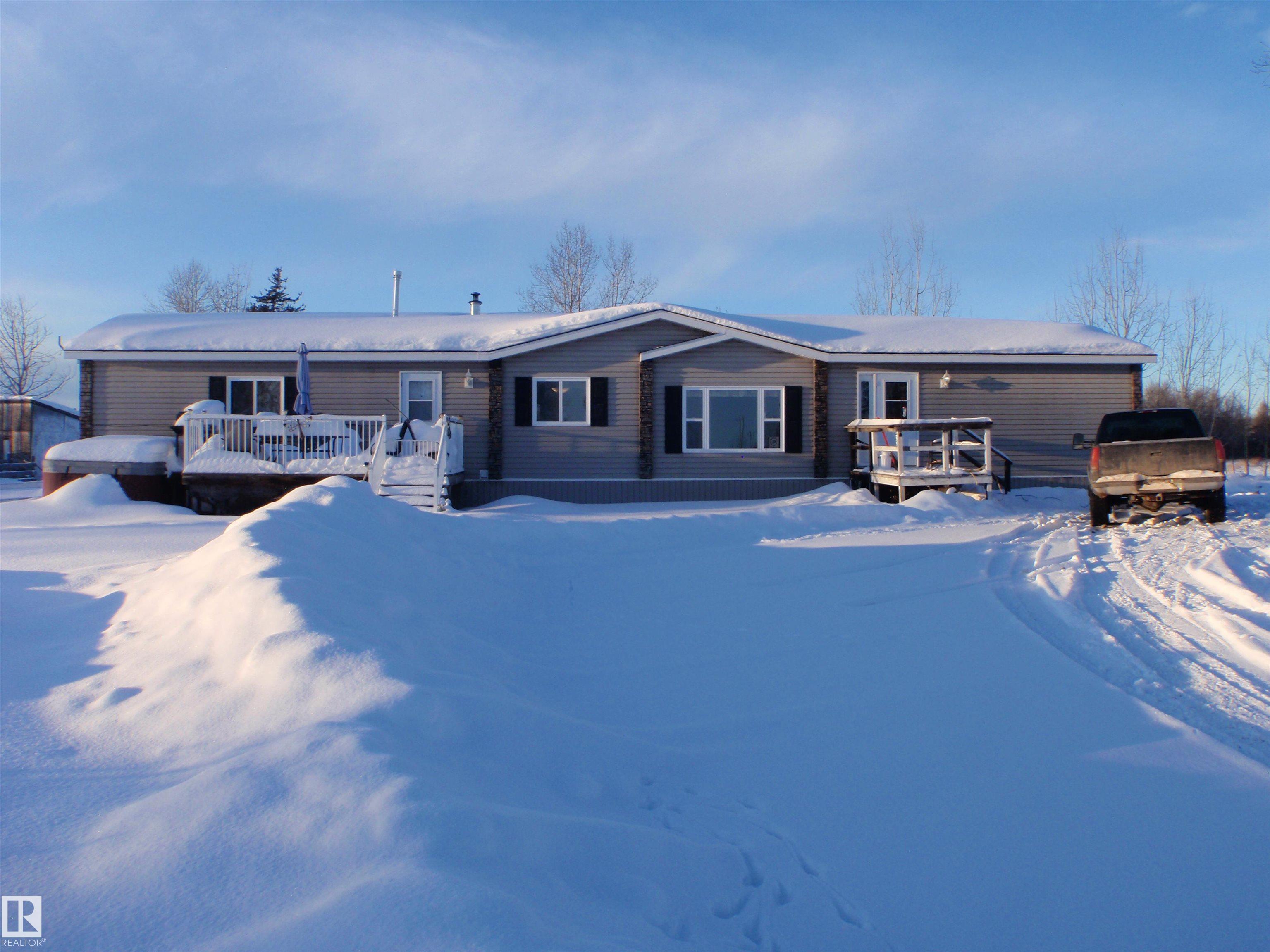 57516 HWY 764, Rural Barrhead County - 3 bedroom Detached Single Family for sale