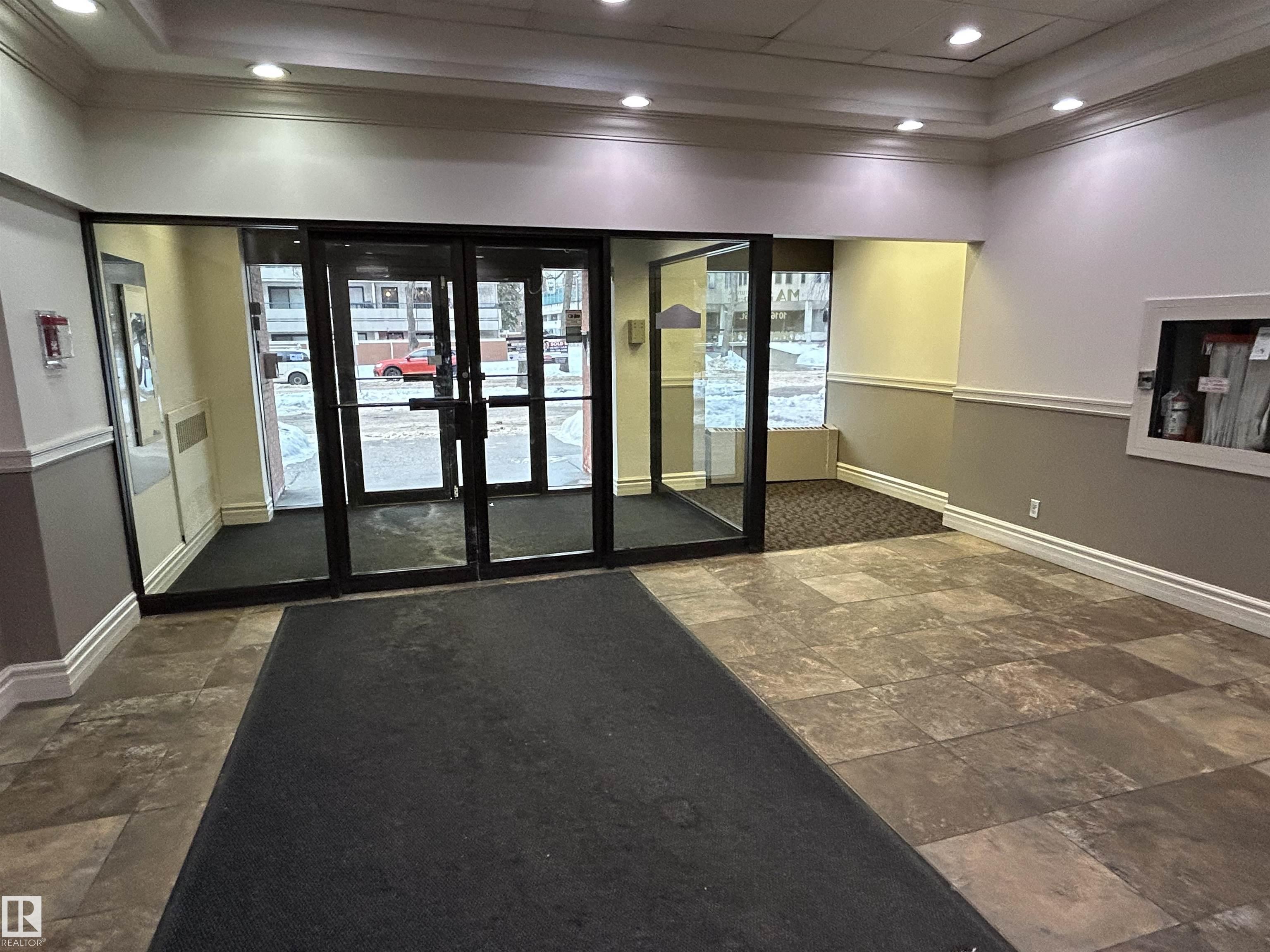 Photo 13 at 714 - 10160 114 Street NW, Wîhkwêntôwin, Edmonton