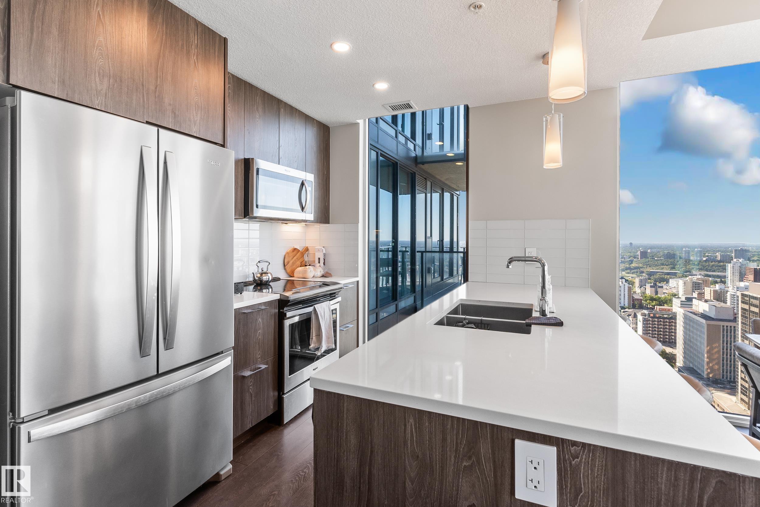 Photo 10 at 3301 - 10180 103 Street NW, Downtown, Edmonton