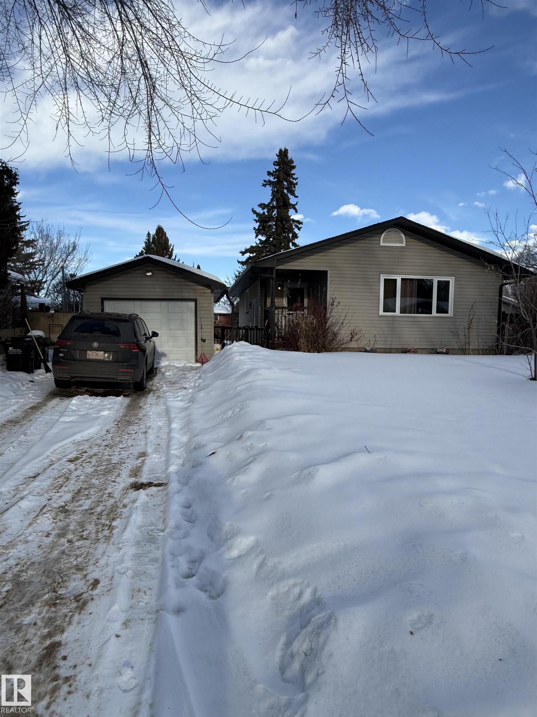 16 Raven Drive, Brentwood, Sherwood Park