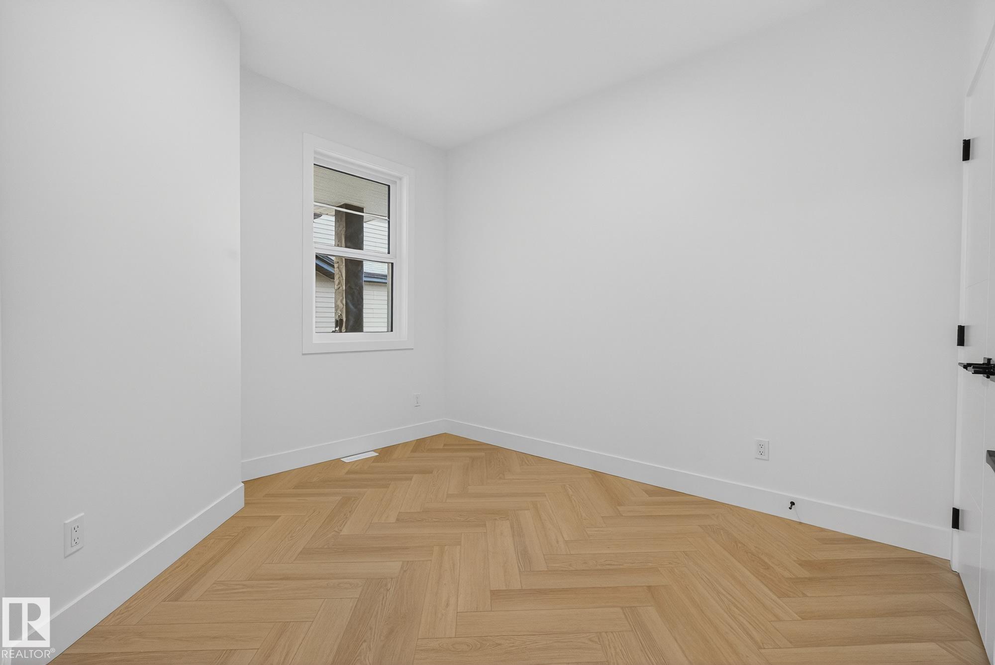 Picture for 3315 Chickadee DR NW