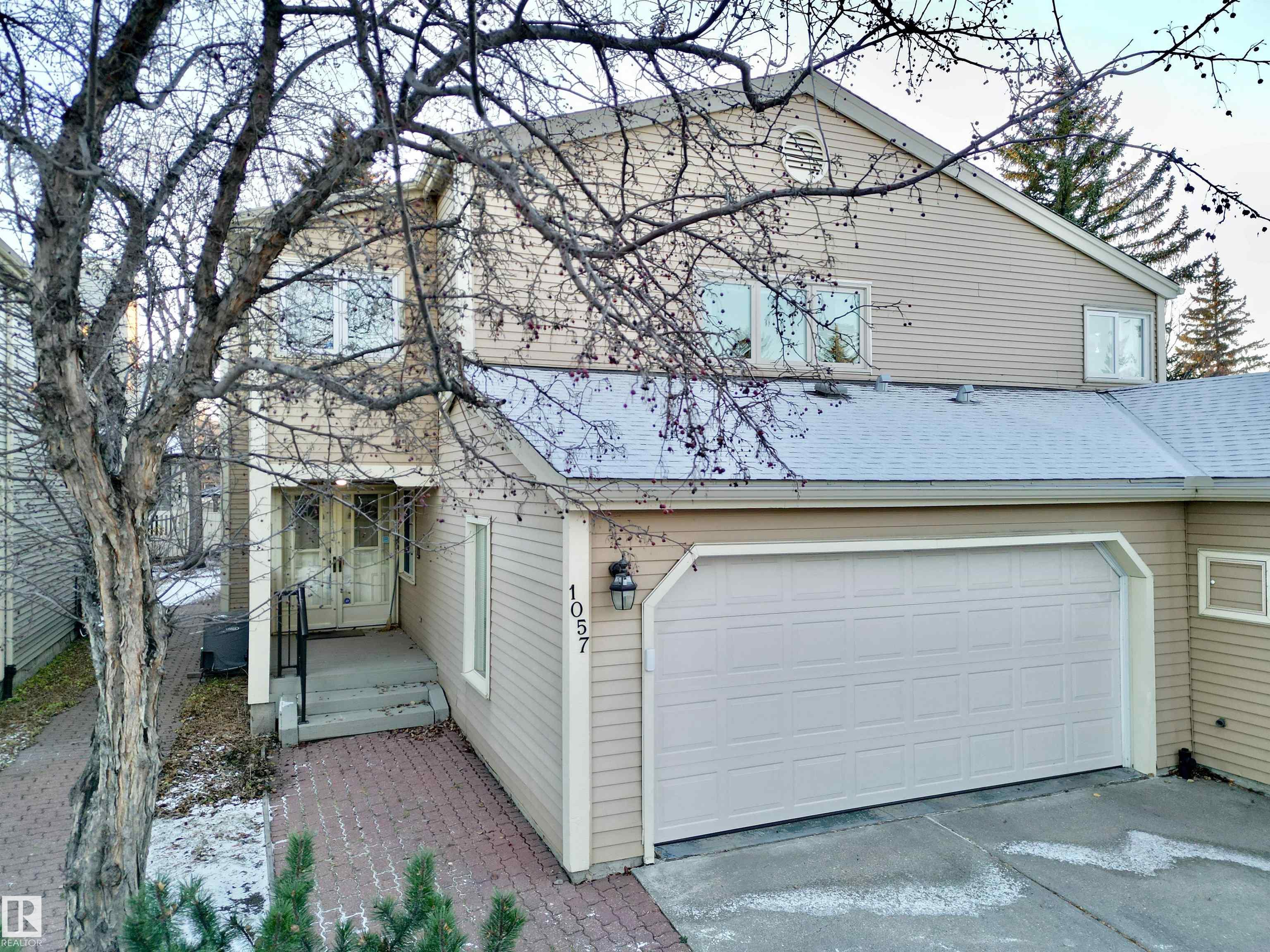 1057 109 Street NW, Bearspaw, Edmonton photo number 2