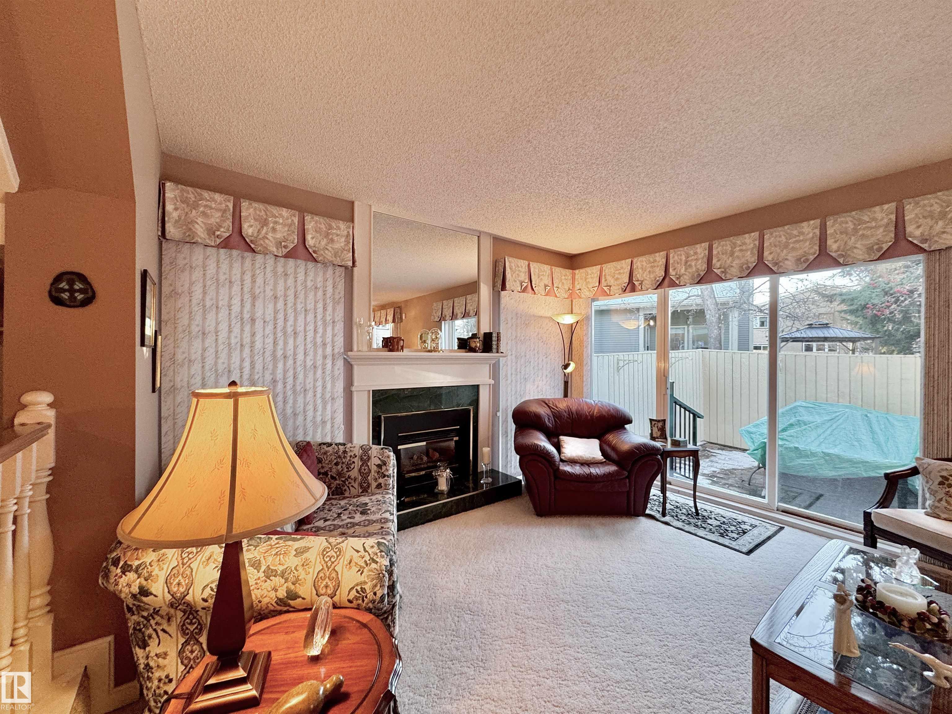 Photo 5 at 1057 109 Street NW, Bearspaw, Edmonton