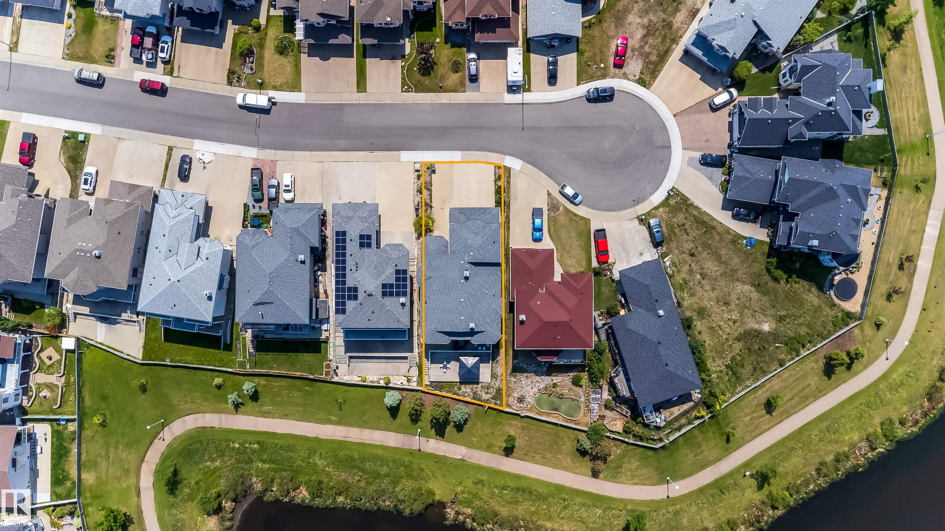 Picture for 6928 164 AV NW