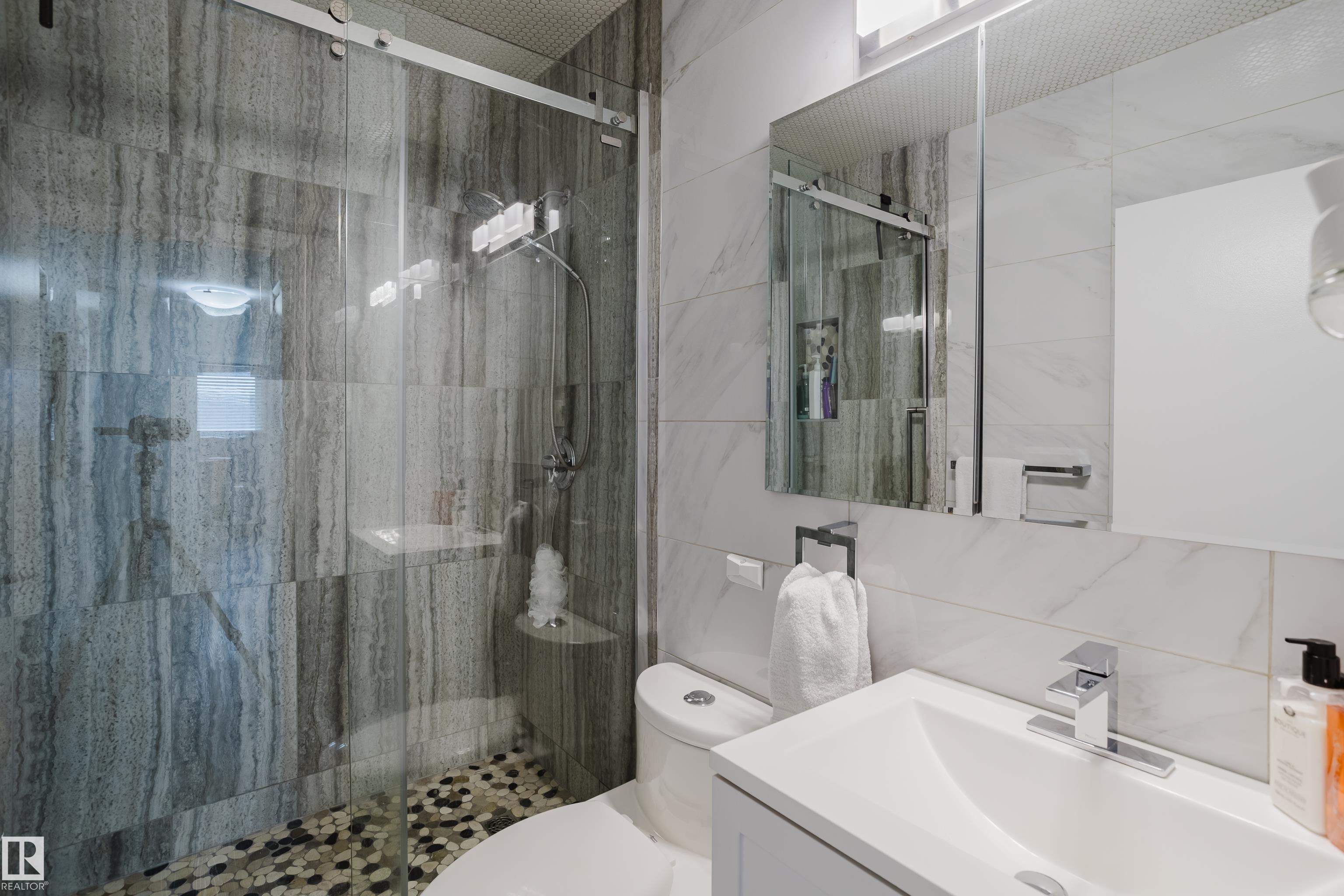 Photo 14 at 11708 130 Street NW, Inglewood, Edmonton