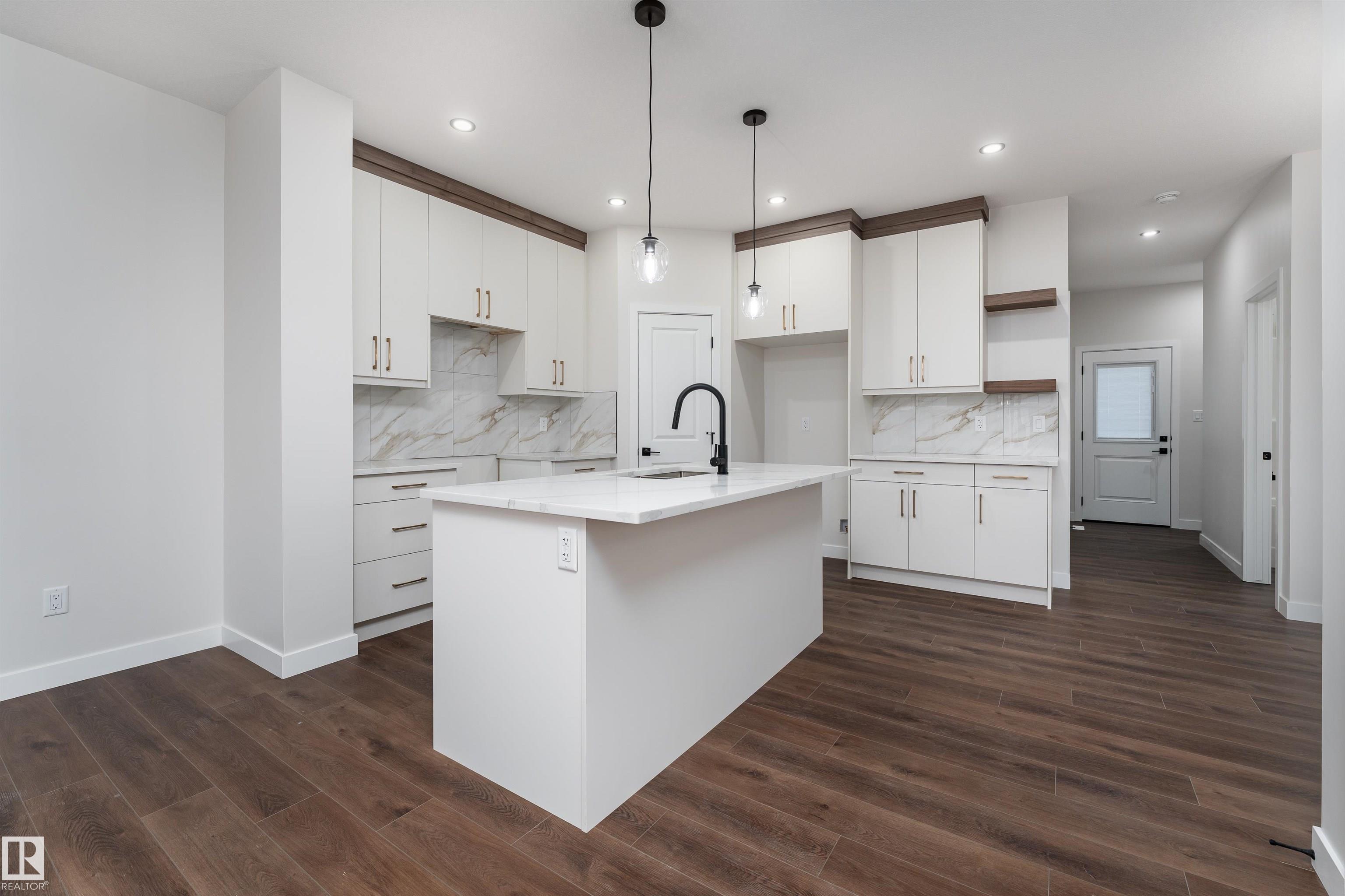 Photo 9 at 34 Westwyck Link, Fenwyck, Spruce Grove