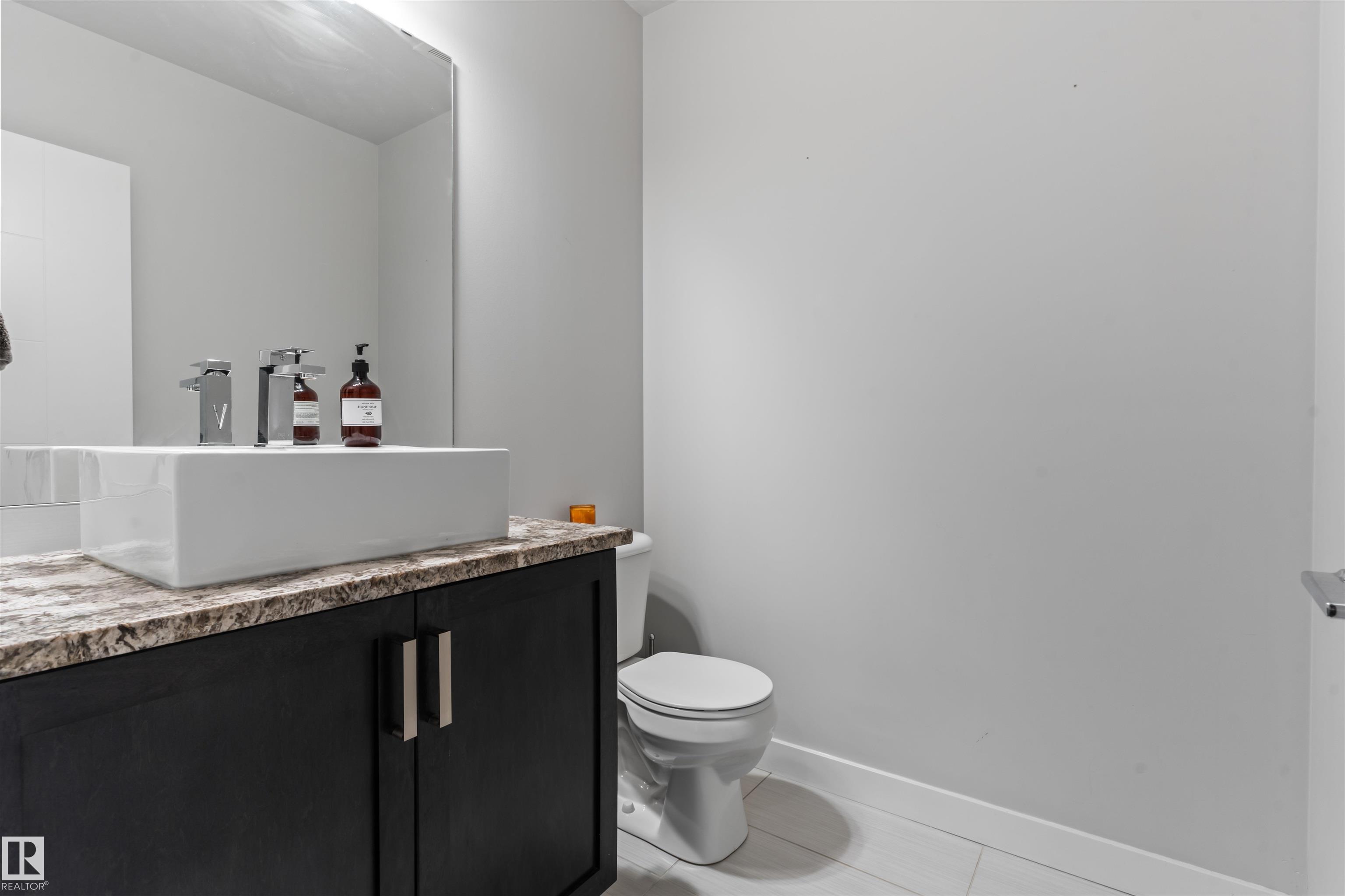 Photo 3 at 1107 - 10238 103 Street NW, Downtown, Edmonton