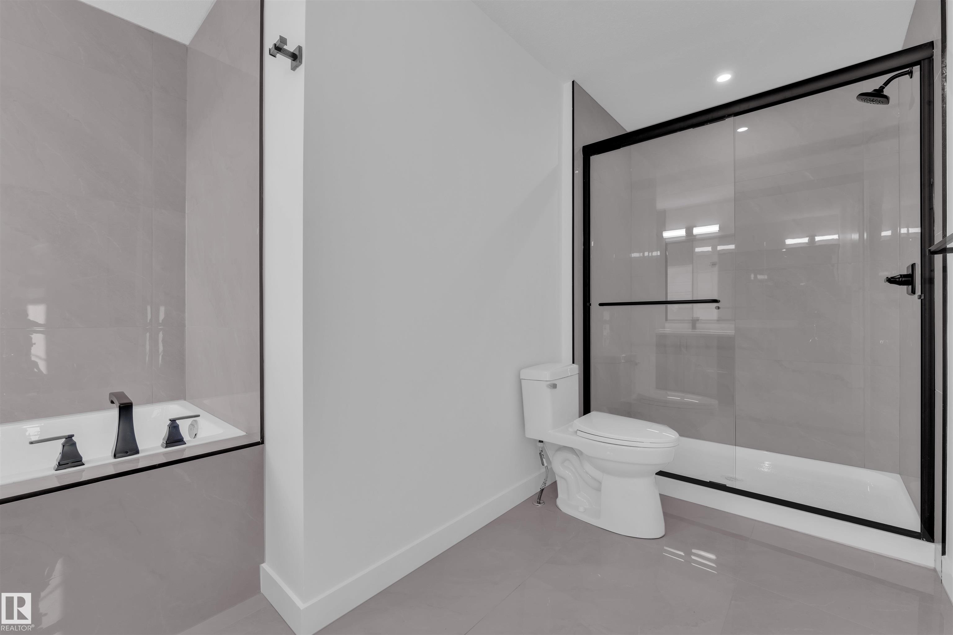 Photo 19 at 3606 39 Avenue, Azur, Beaumont