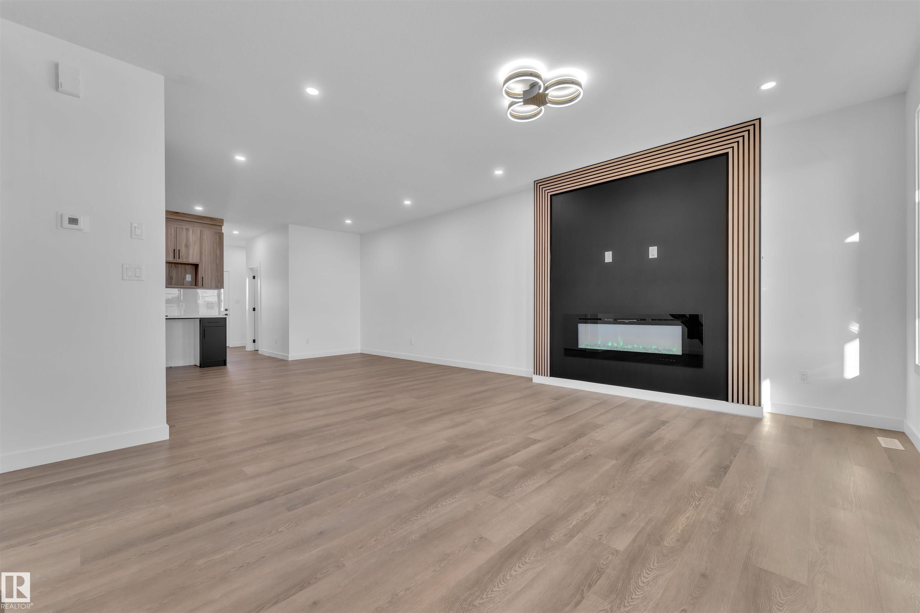 3618 39 Avenue, Azur, Beaumont