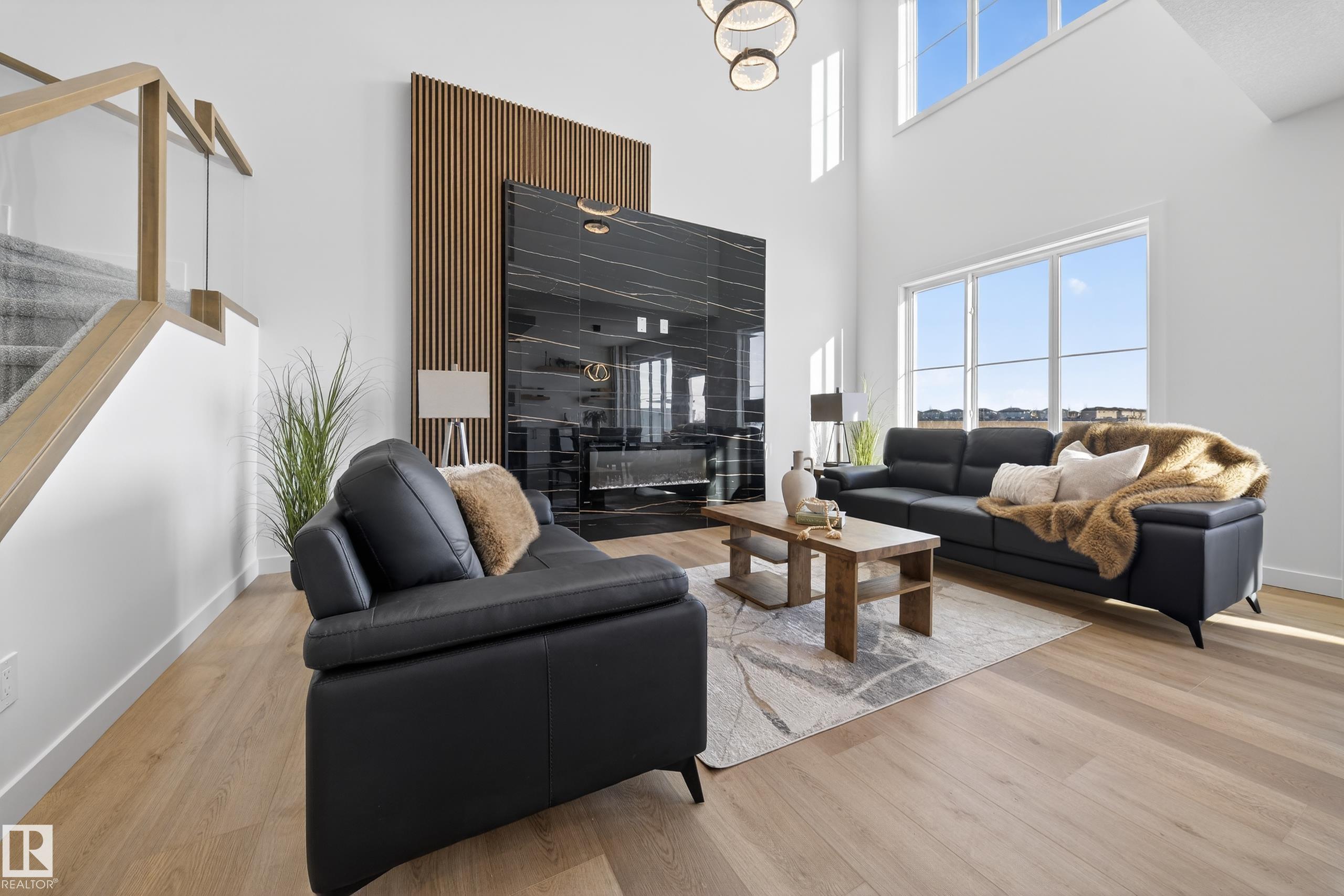 210 Crystal Creek Drive NW, Crystal Creek, Leduc