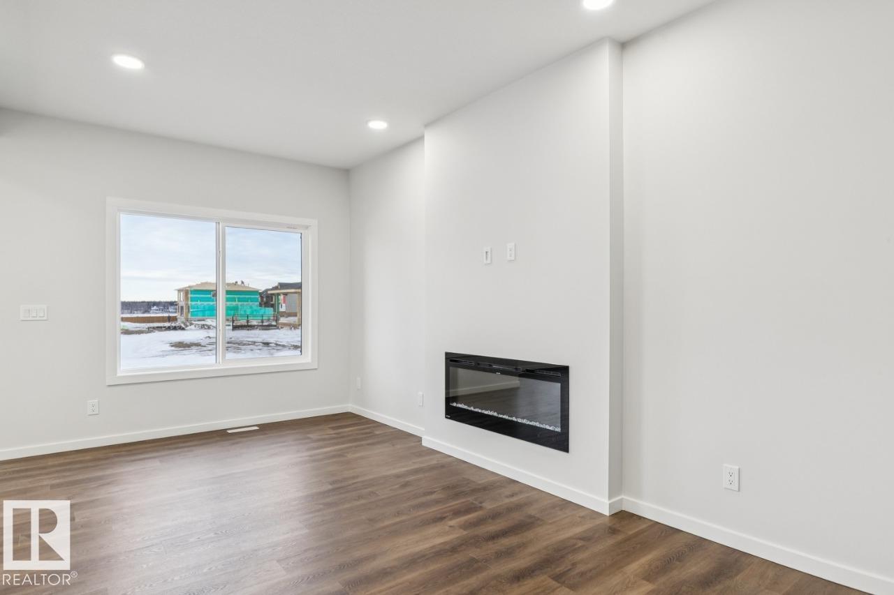 Picture for 7618 KIMIWAN CR SW