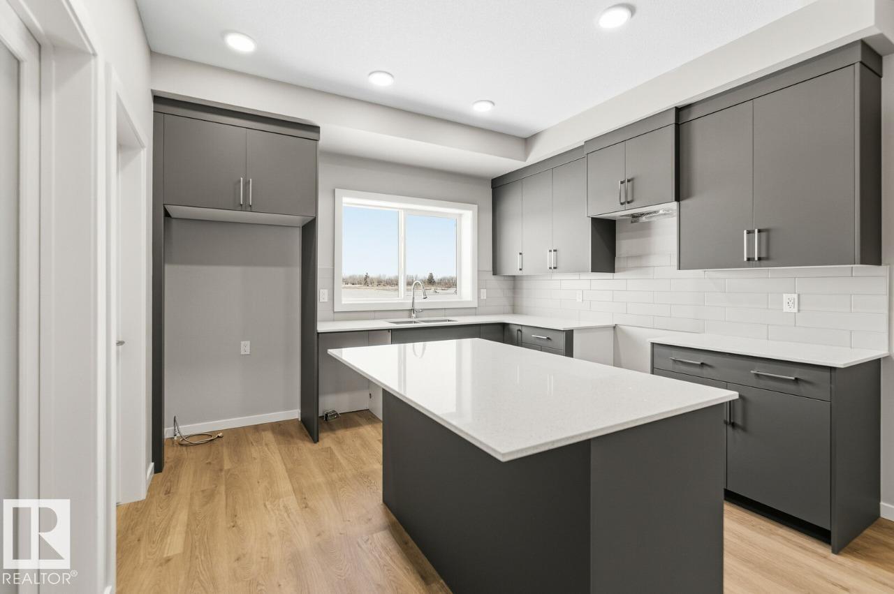 Picture for 315 EDGEMONT DR NW