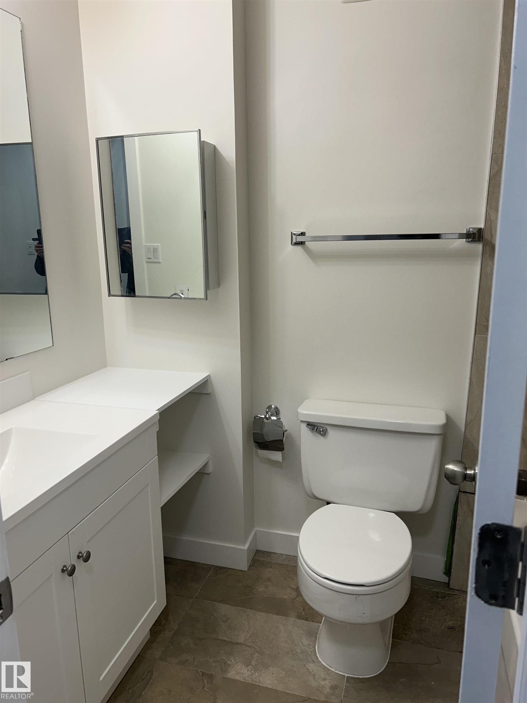 Photo 13 at 422 - 10160 114 Street NW, Wîhkwêntôwin, Edmonton