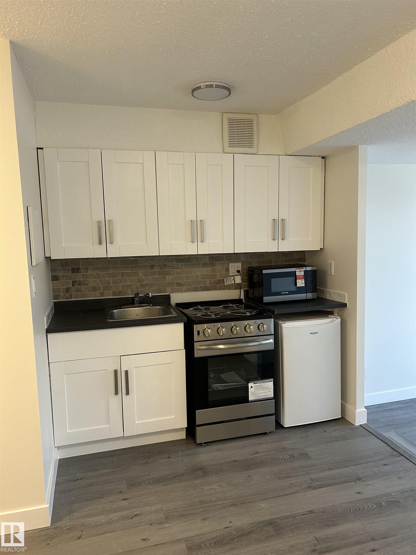 Picture for #422 10160 114 ST NW NW