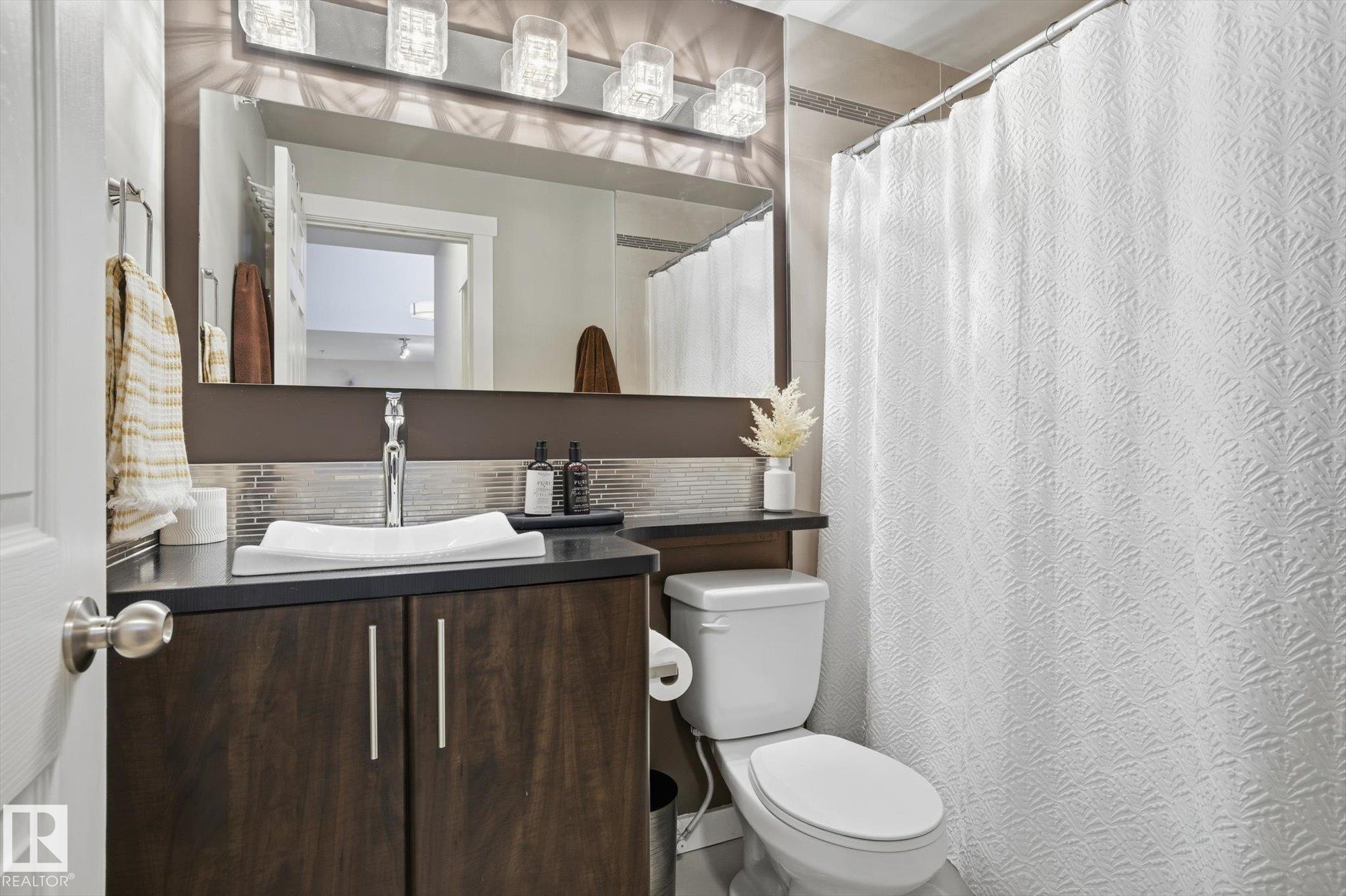 Photo 15 at 618 - 10235 112 Street NW, Wîhkwêntôwin, Edmonton