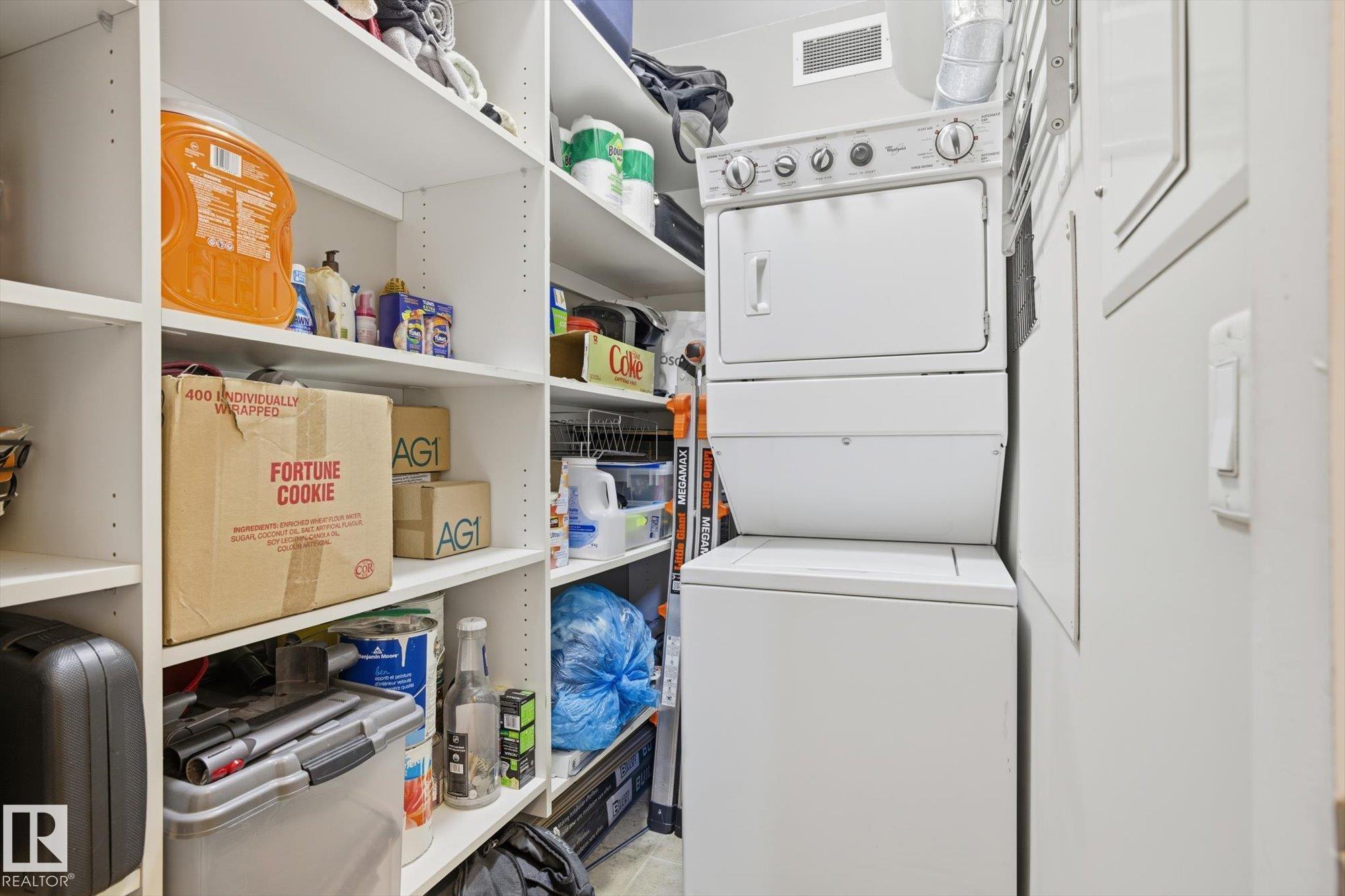 Photo 16 at 618 - 10235 112 Street NW, Wîhkwêntôwin, Edmonton