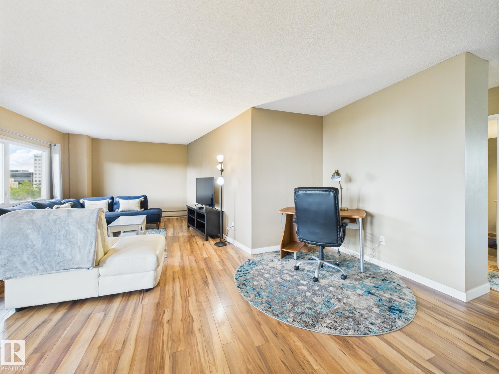 Photo 13 at 603 - 9909 110 Street NW, Wîhkwêntôwin, Edmonton