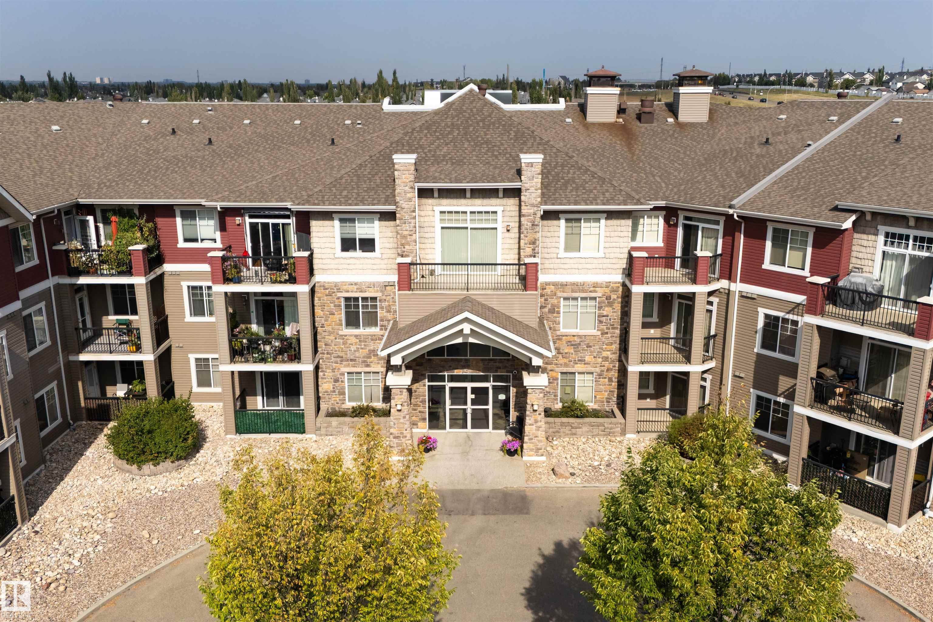 Photo 2 at 112 - 2503 Hanna Crescent NW, Haddow, Edmonton