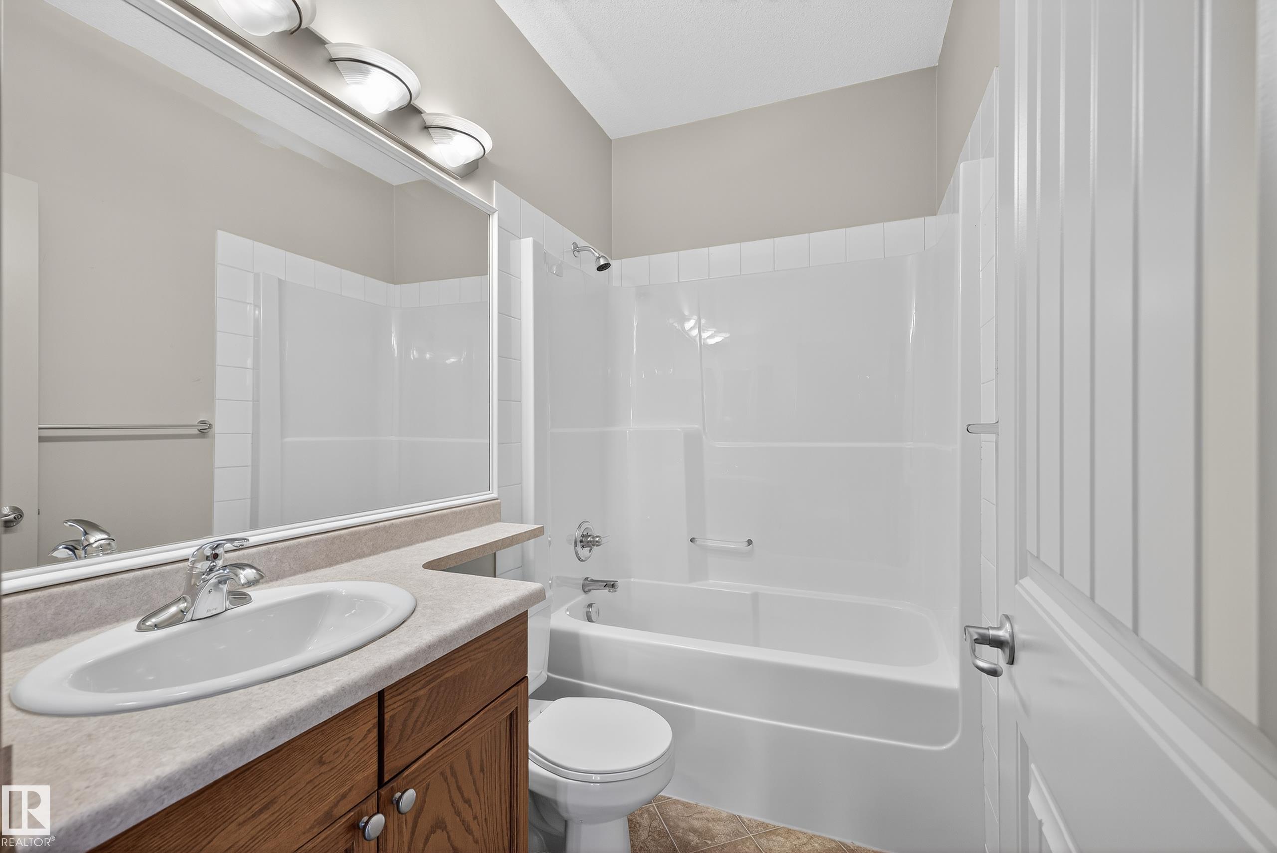 Photo 17 at 112 - 2503 Hanna Crescent NW, Haddow, Edmonton