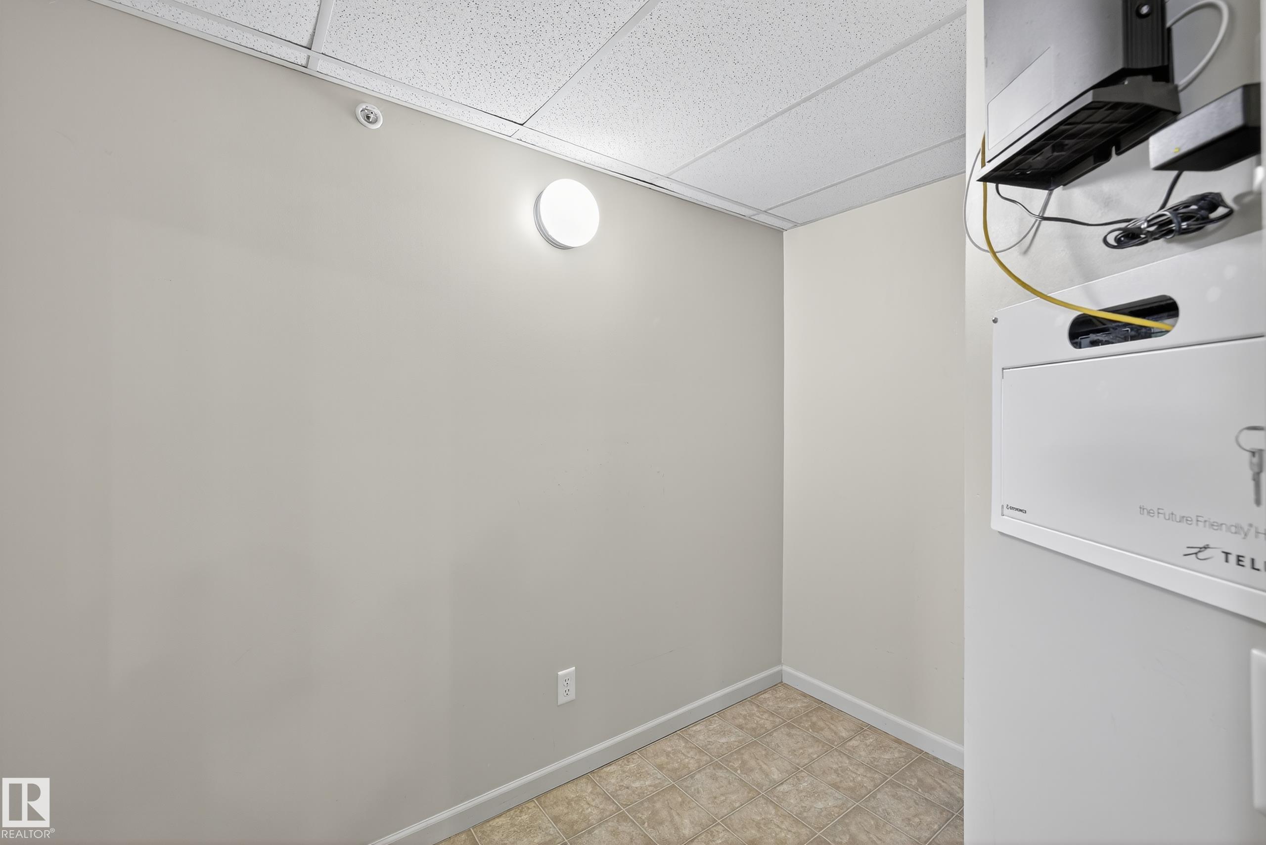 Photo 20 at 112 - 2503 Hanna Crescent NW, Haddow, Edmonton