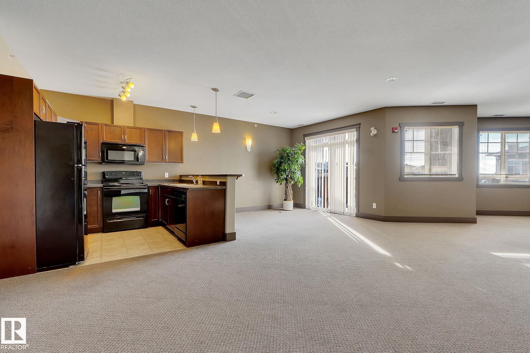 Photo 35 at 112 - 2503 Hanna Crescent NW, Haddow, Edmonton