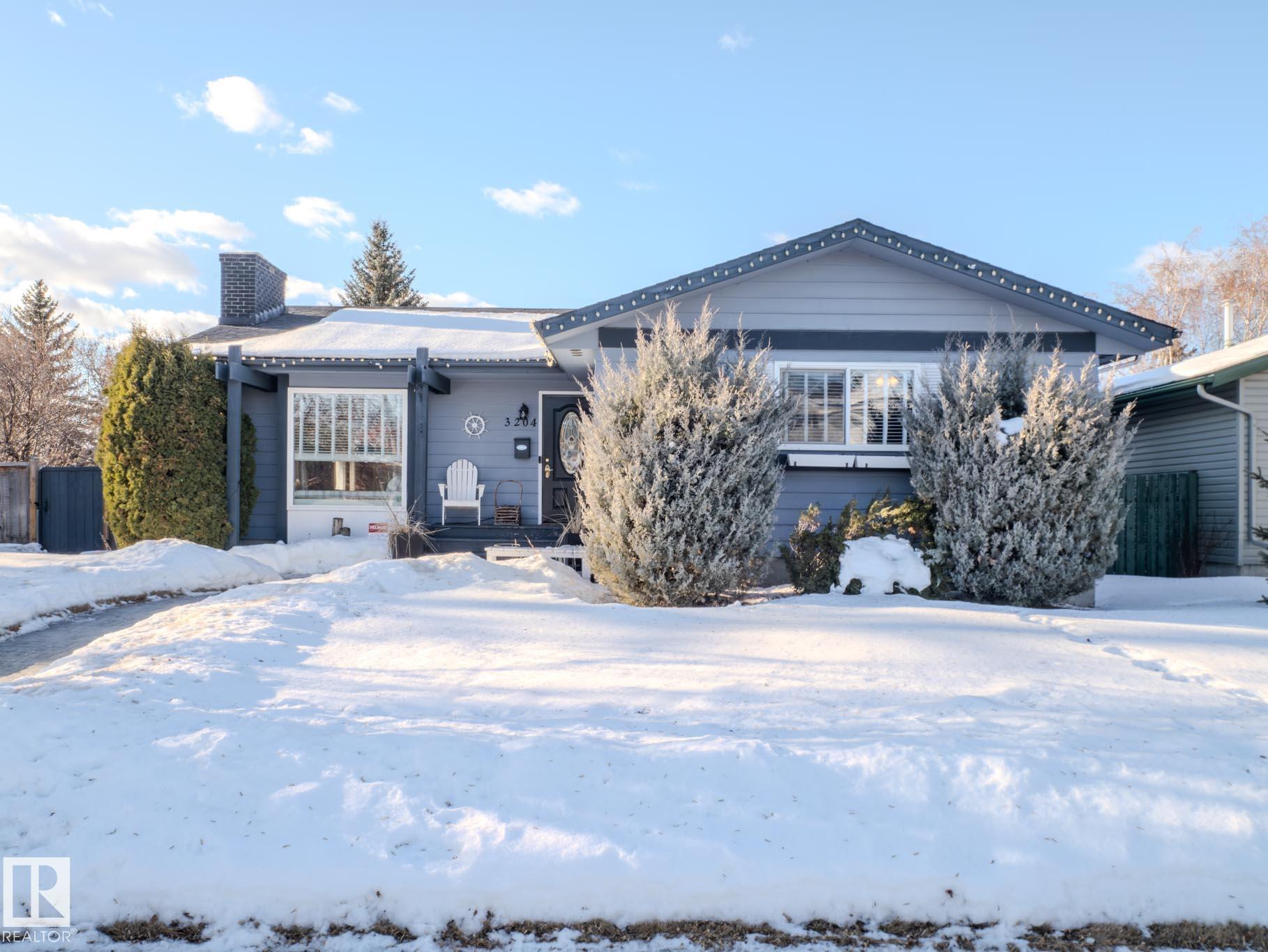 3204 113b Street NW, Sweet Grass, Edmonton 2