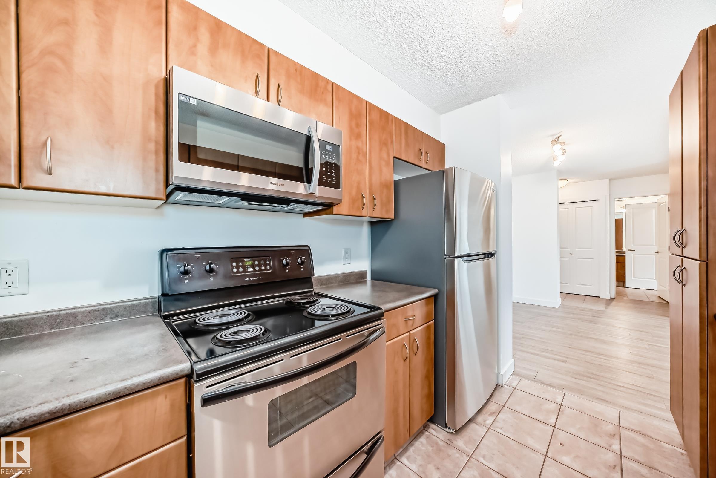 Photo 11 at 304 - 10303 105 Street NW, Downtown, Edmonton