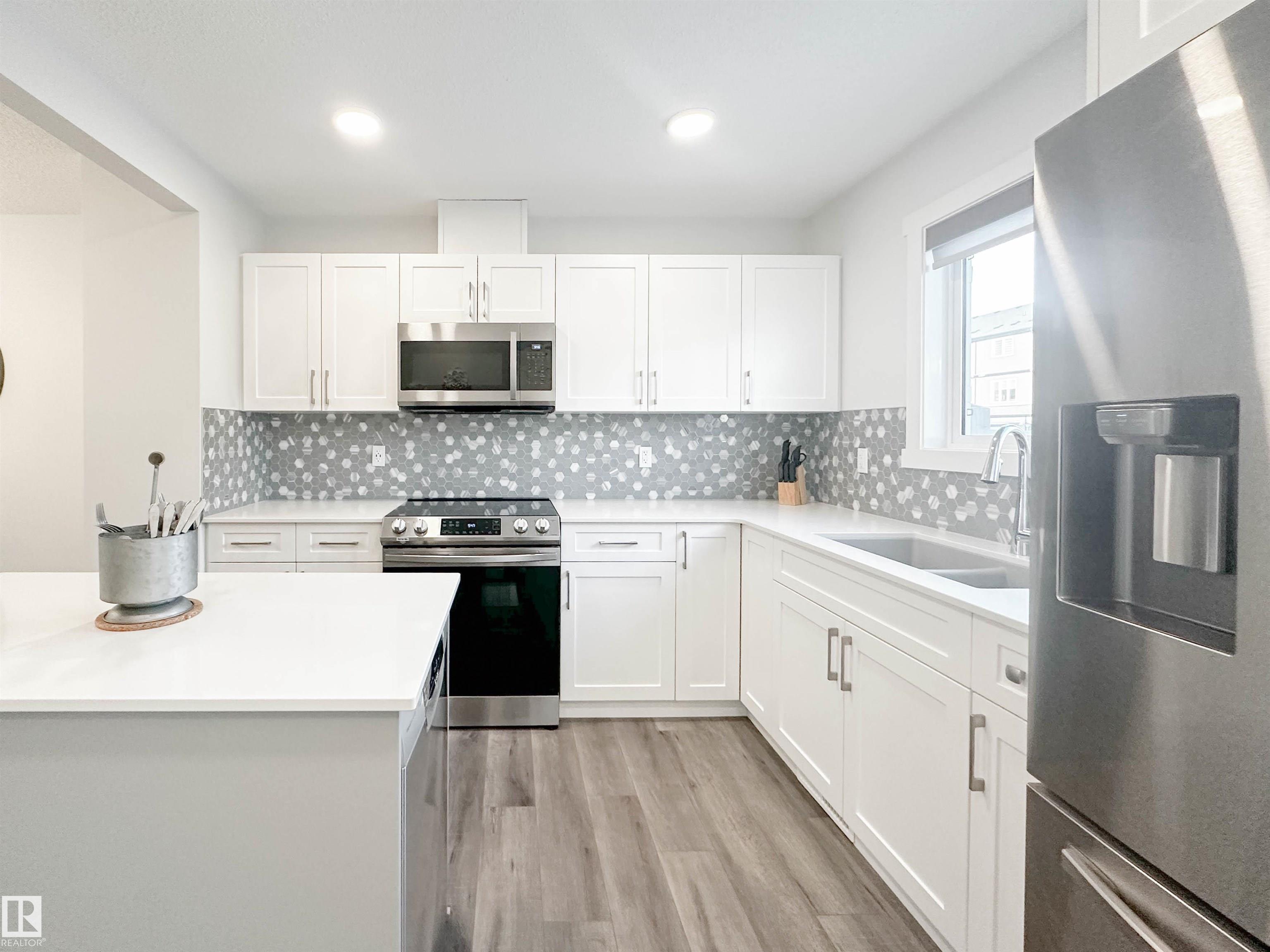 Photo 16 at 1270 Rosenthal Boulevard NW, Rosenthal, Edmonton