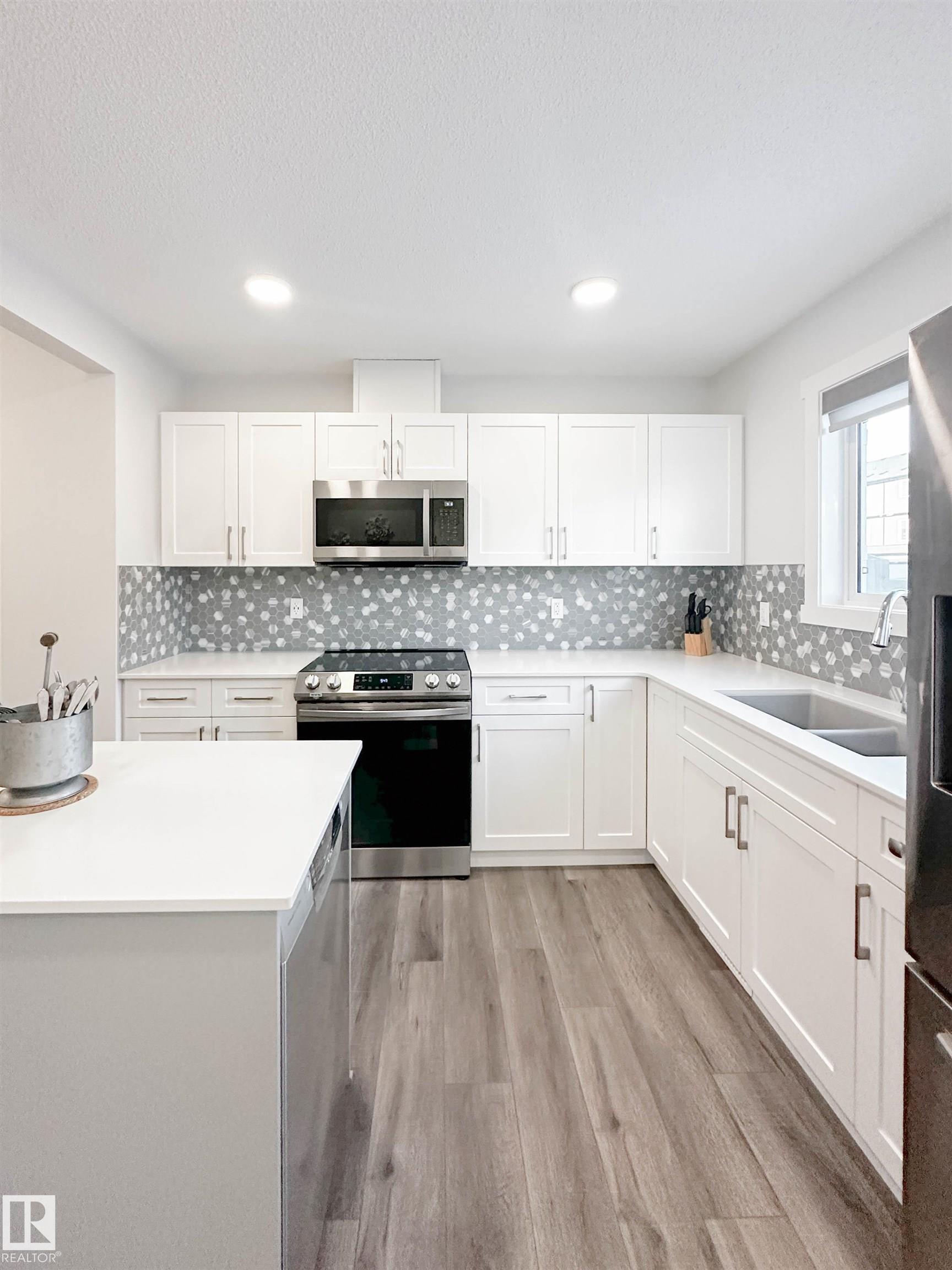 Photo 18 at 1270 Rosenthal Boulevard NW, Rosenthal, Edmonton