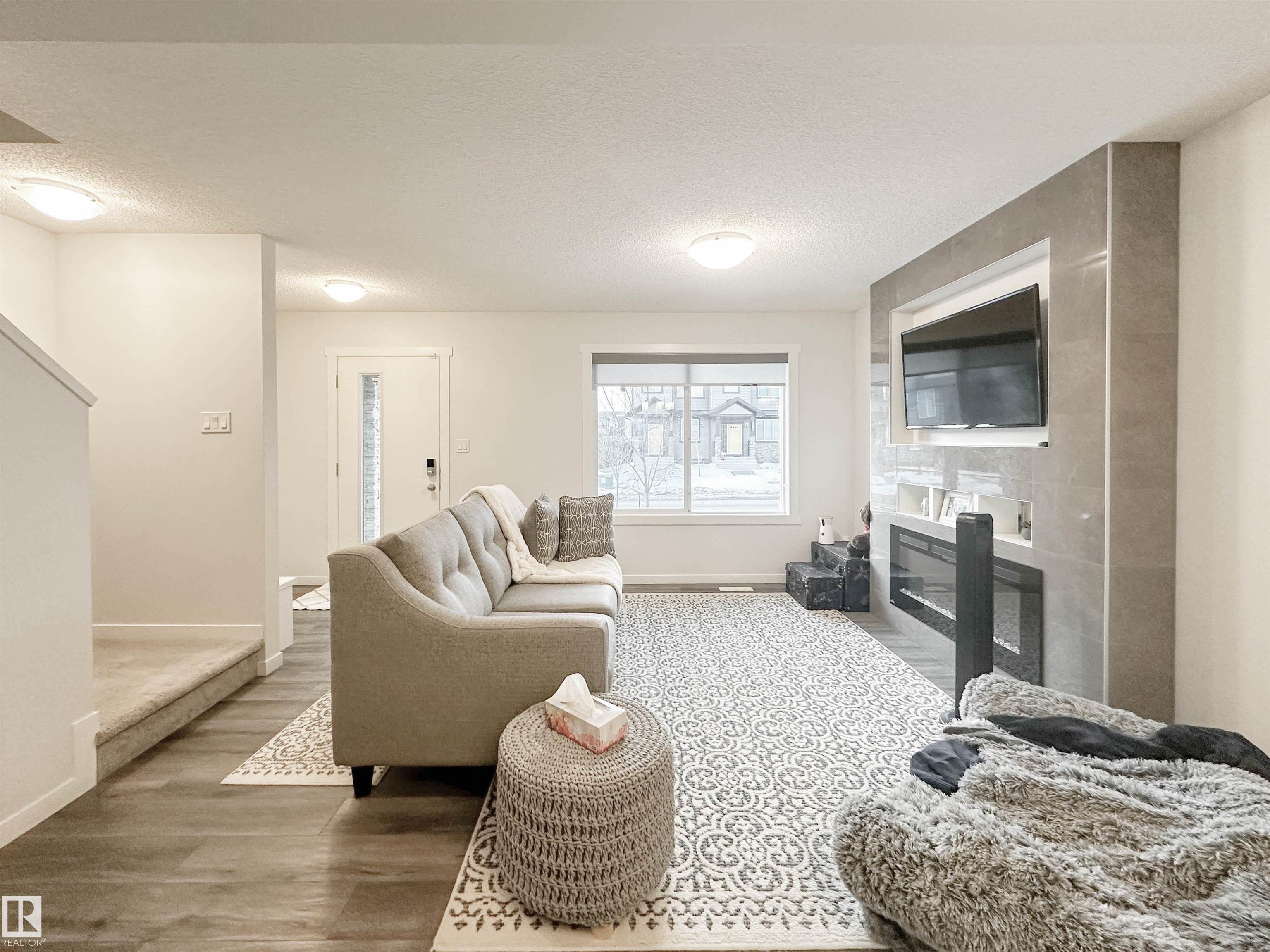 Photo 8 at 1270 Rosenthal Boulevard NW, Rosenthal, Edmonton