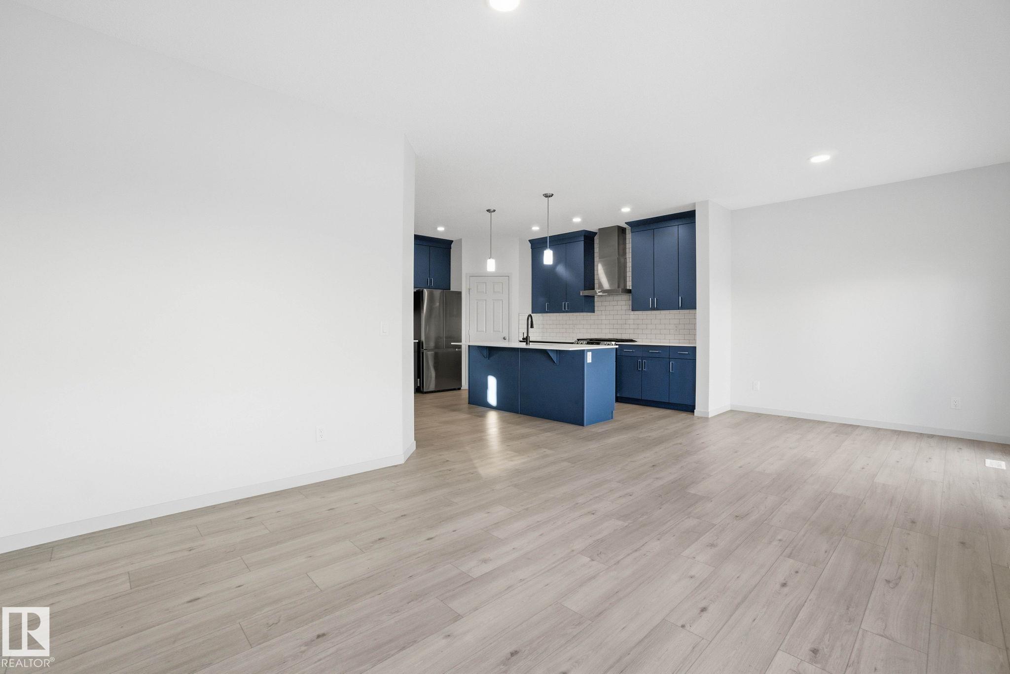 Photo 14 at 2423 194 Street NW, The Uplands, Edmonton