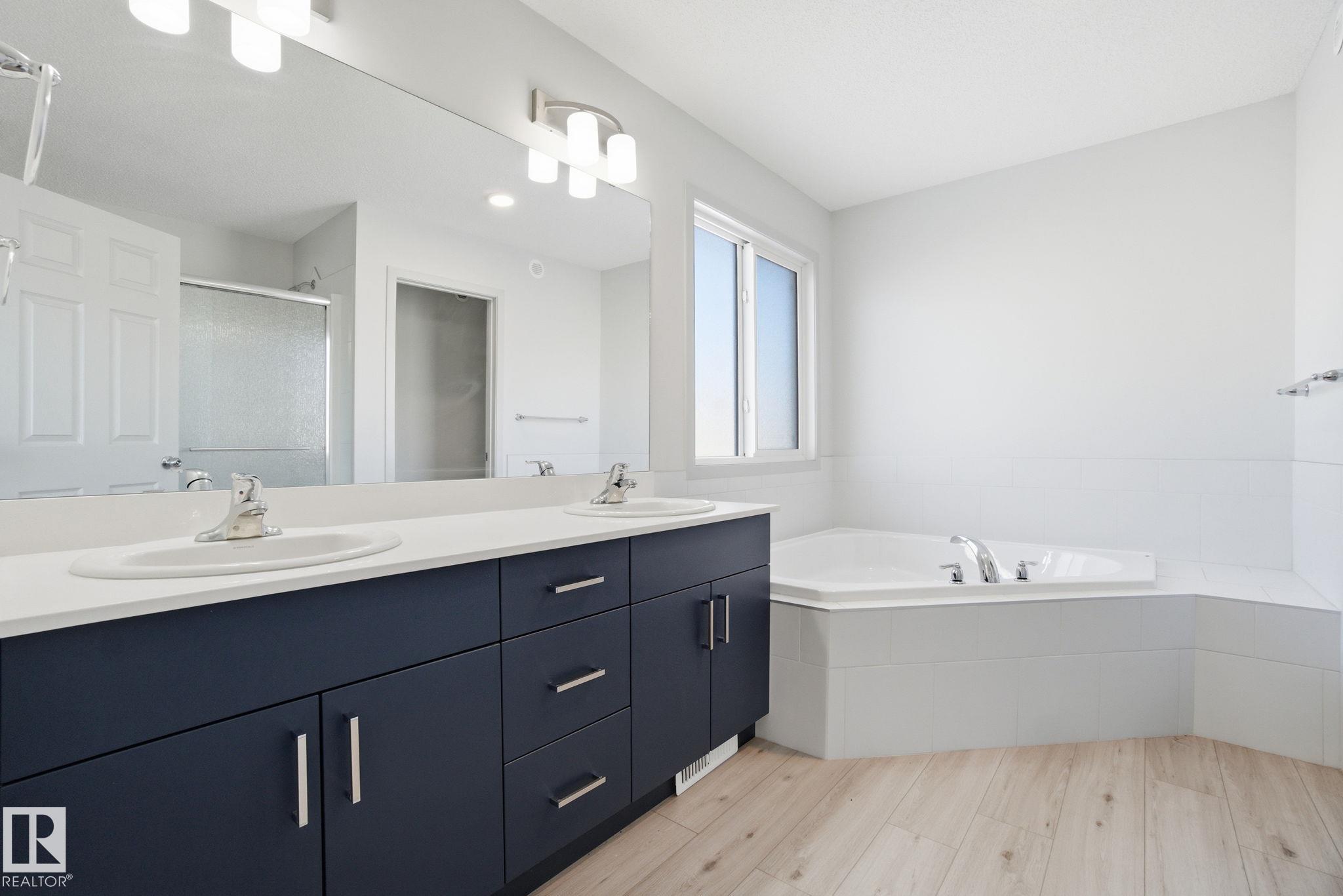 Photo 32 at 2423 194 Street NW, The Uplands, Edmonton