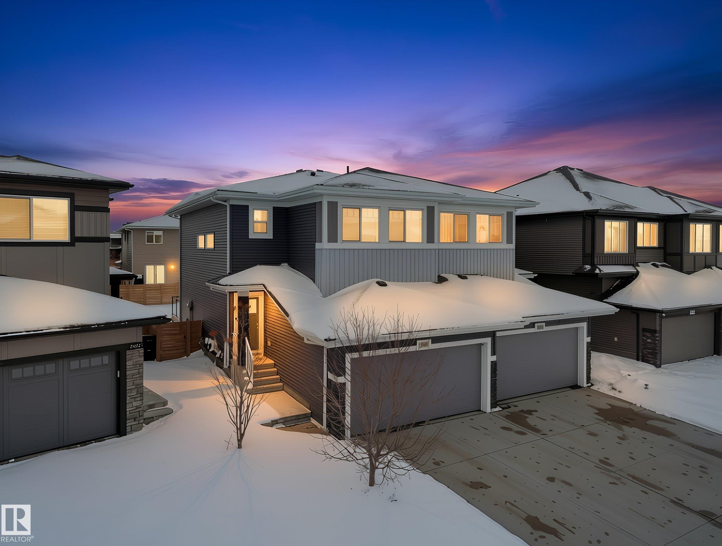 2454 Kelly Circle SW, Keswick, Edmonton photo number 2