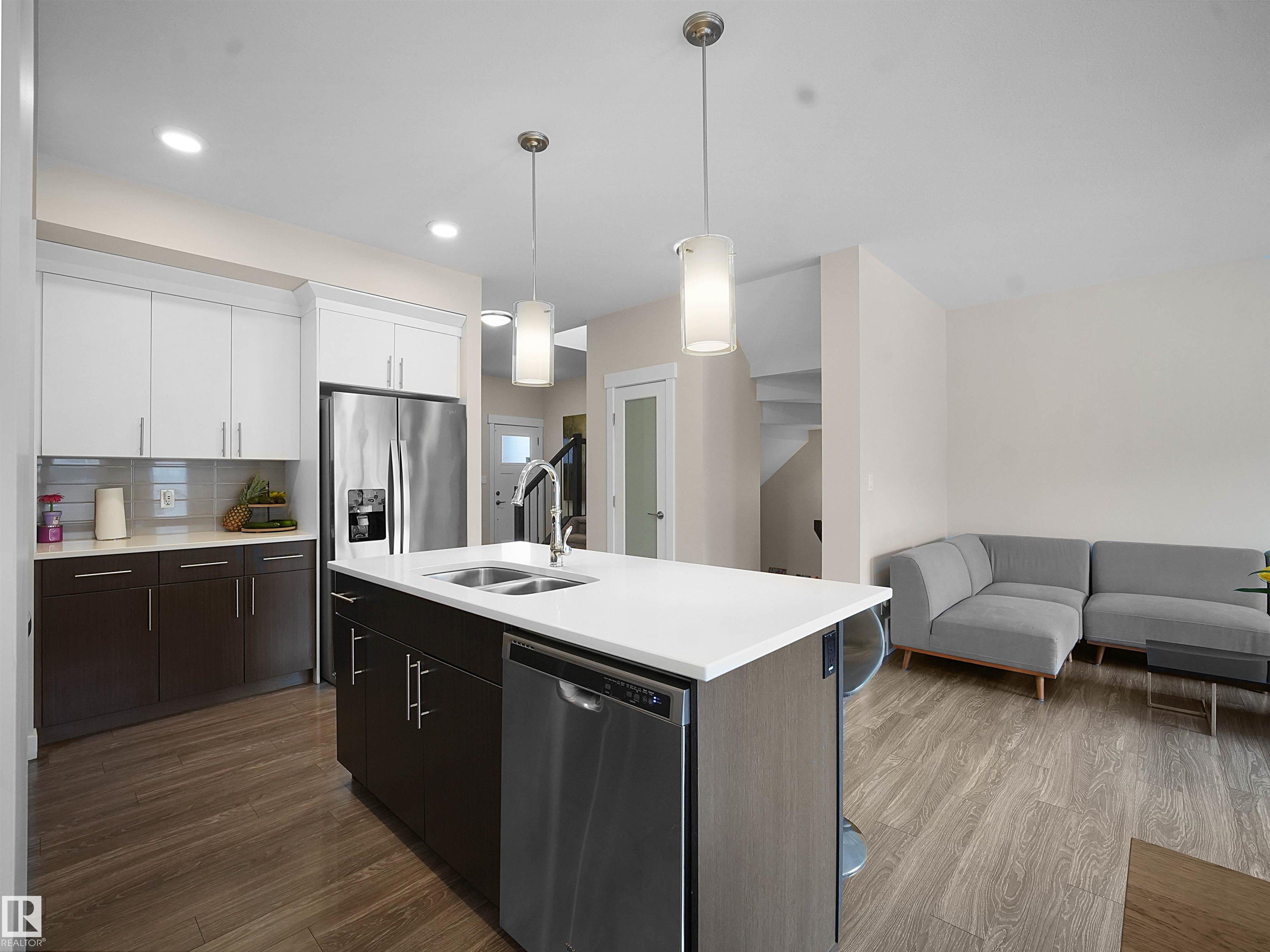 Photo 9 at 2454 Kelly Circle SW, Keswick, Edmonton