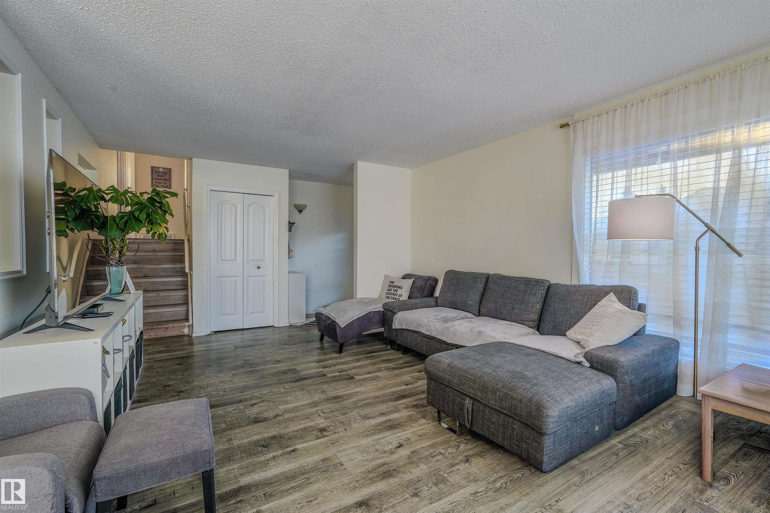 Picture for 12403 156 AV NW