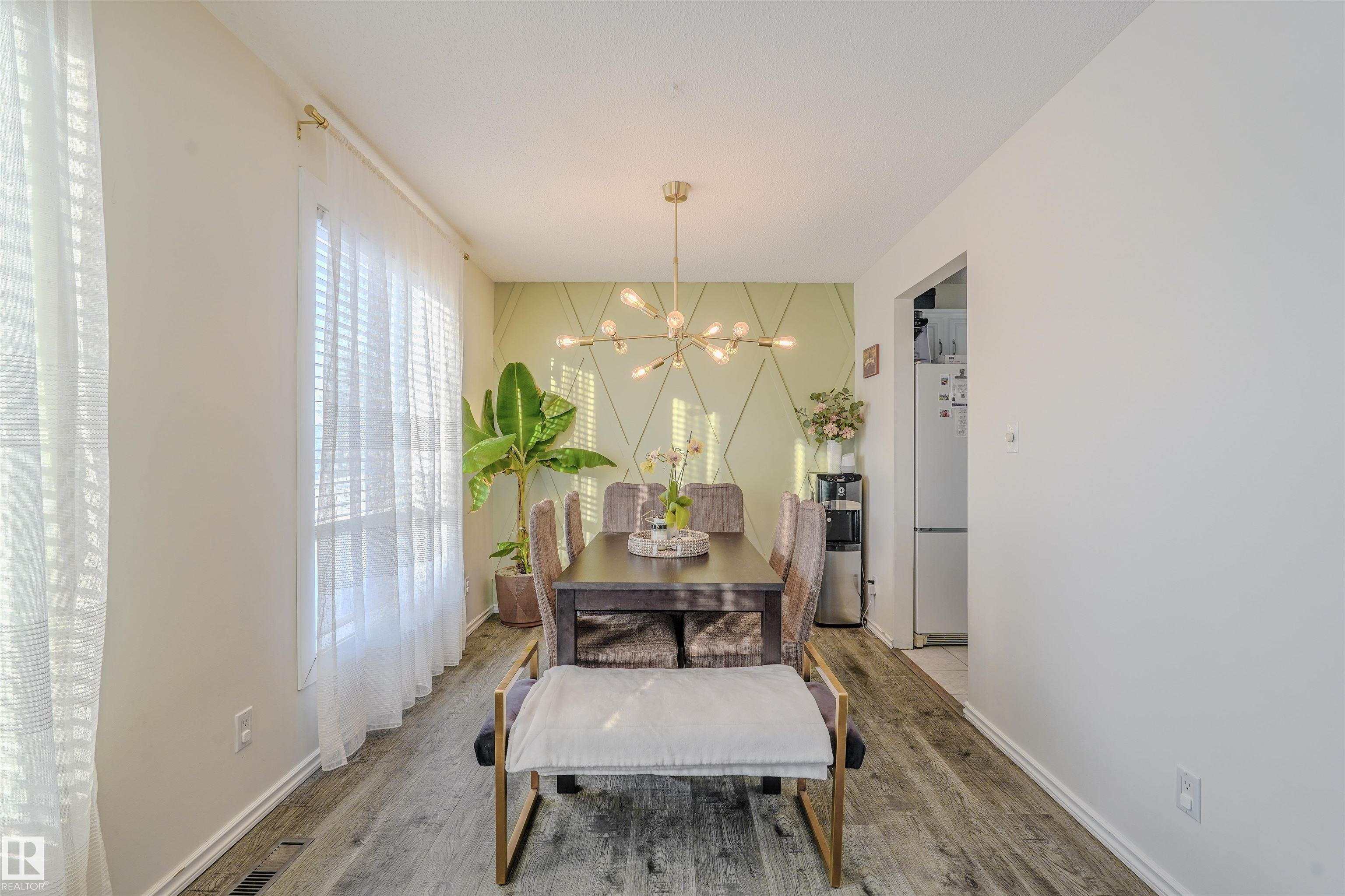 Picture for 12403 156 AV NW