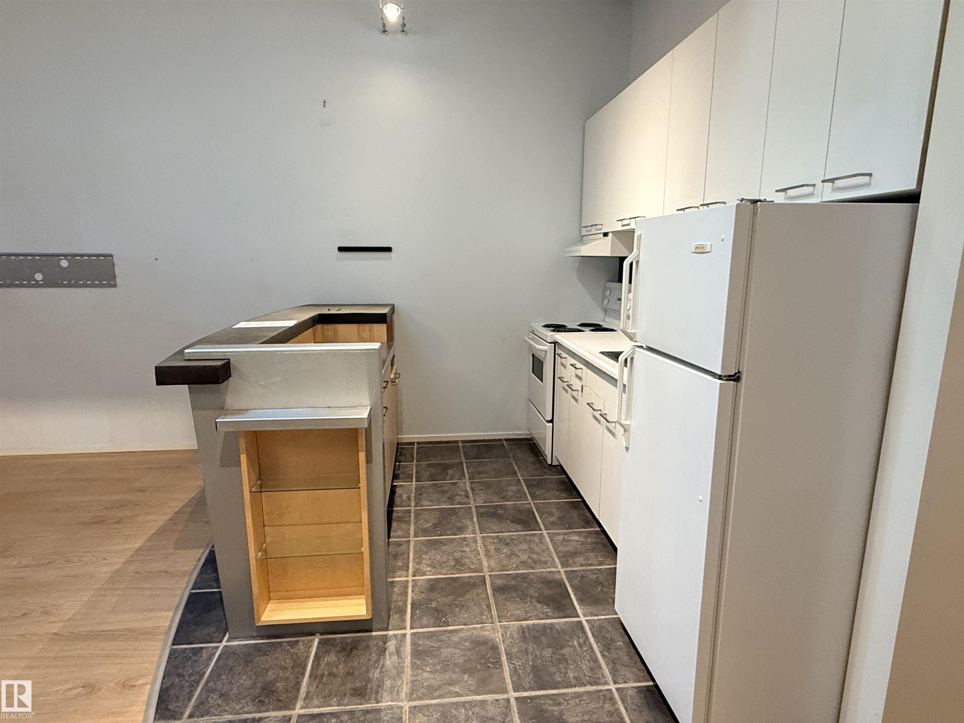 Photo 9 at 310 - 10355 105 Street NW, Downtown, Edmonton