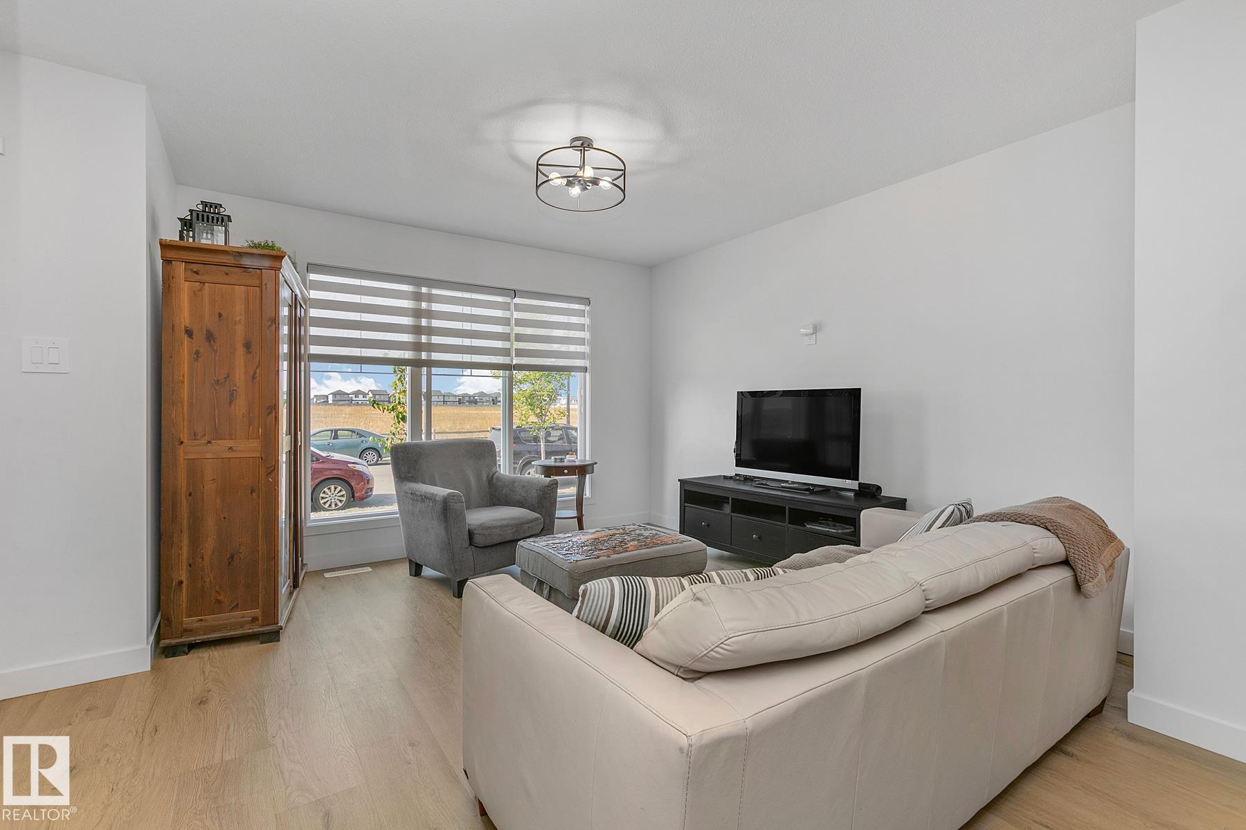 Picture for 17919 71 ST NW