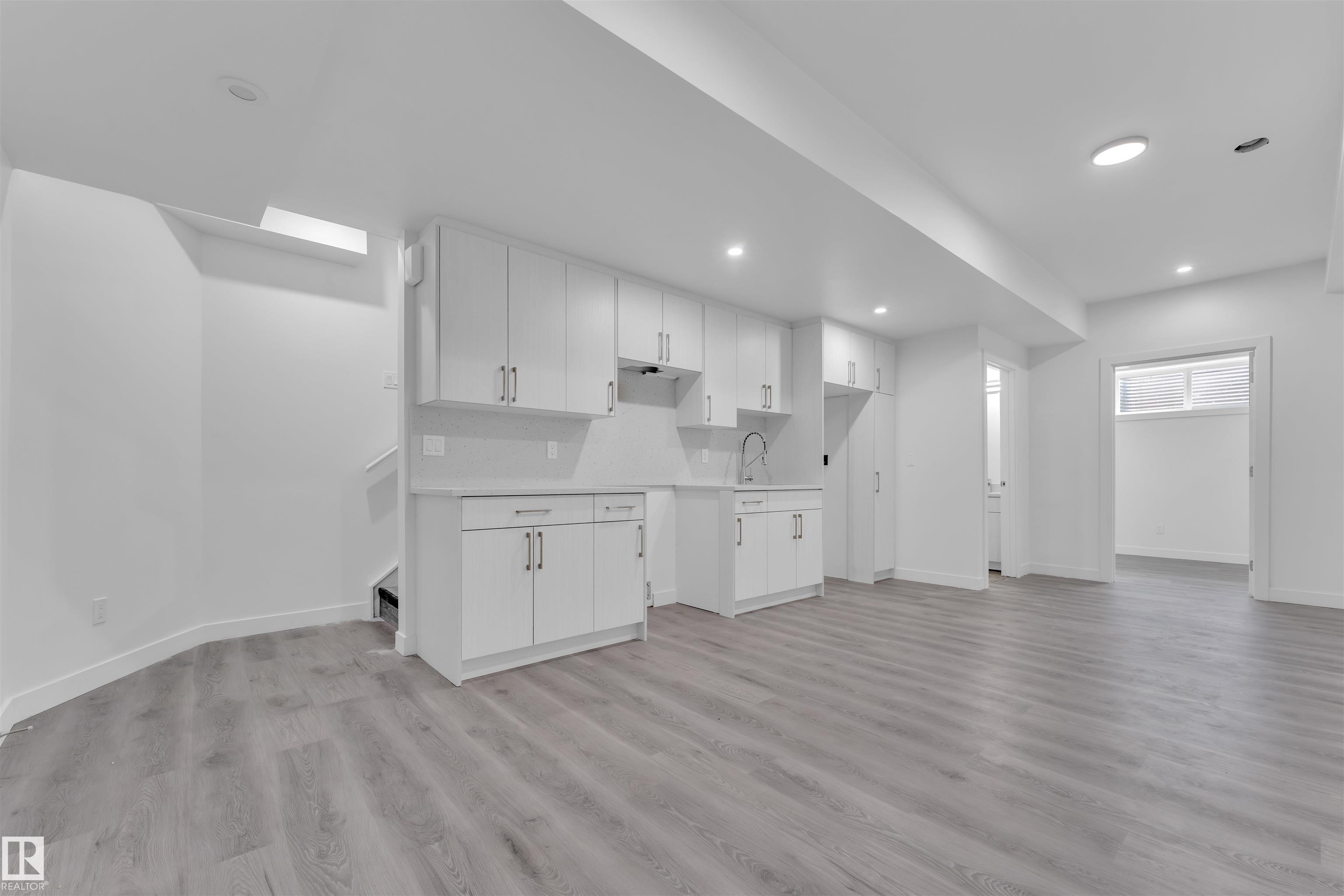 Photo 34 at 7129 - 7129 46a Street, Le Reve, Beaumont