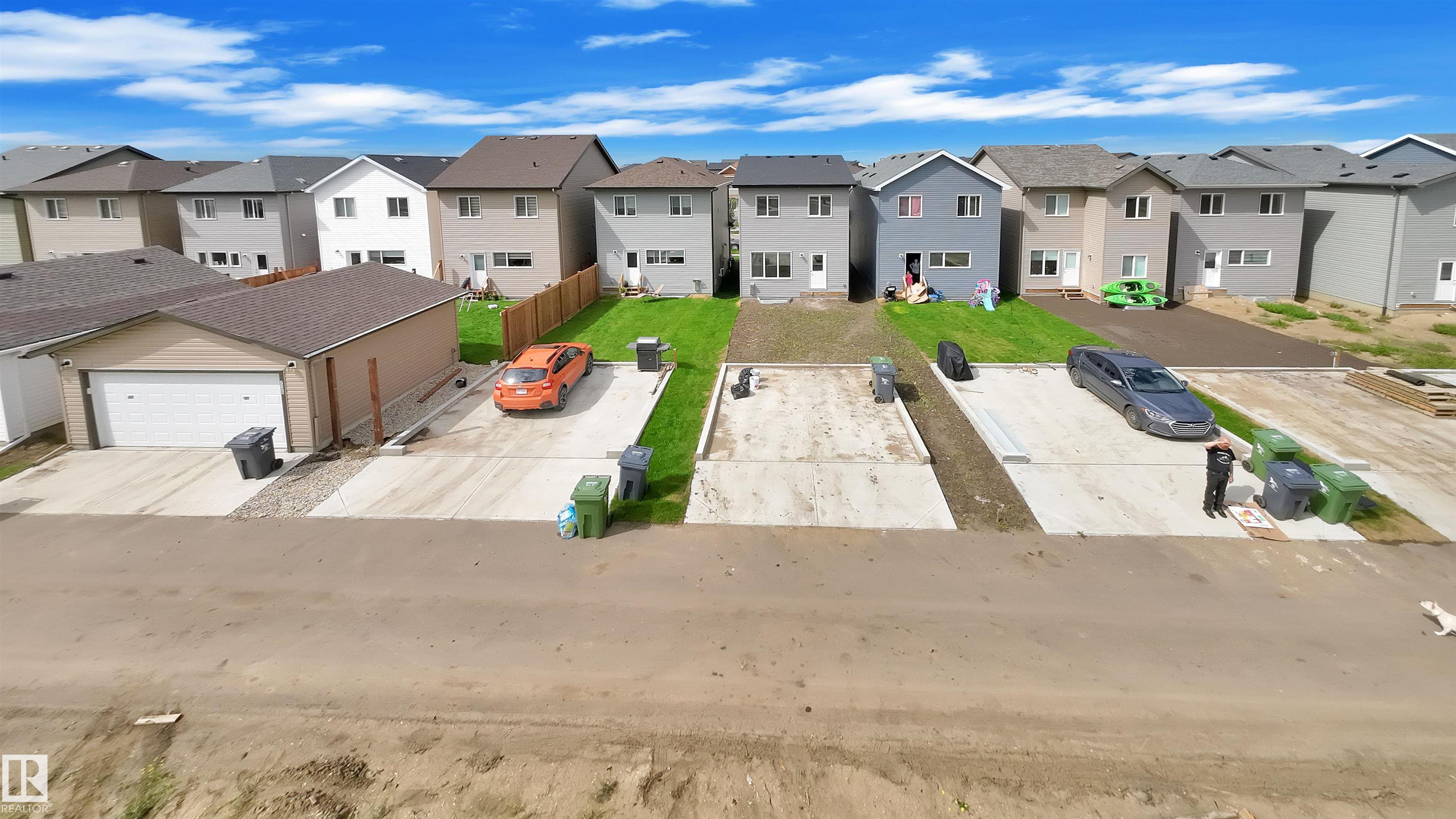 Photo 43 at 7129 - 7129 46a Street, Le Reve, Beaumont