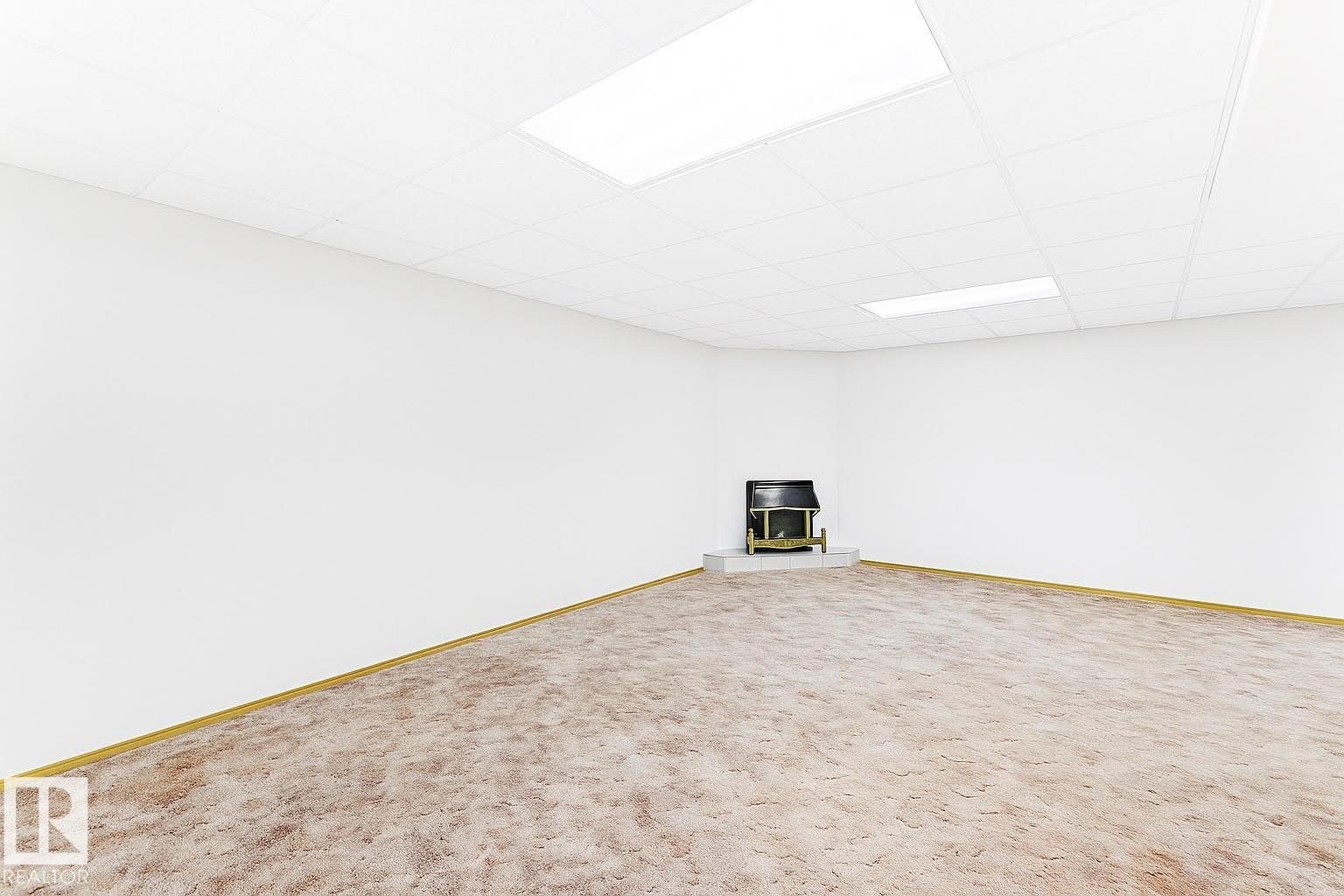 Photo 20 at 32 - 9704 165 Street NW, Glenwood, Edmonton