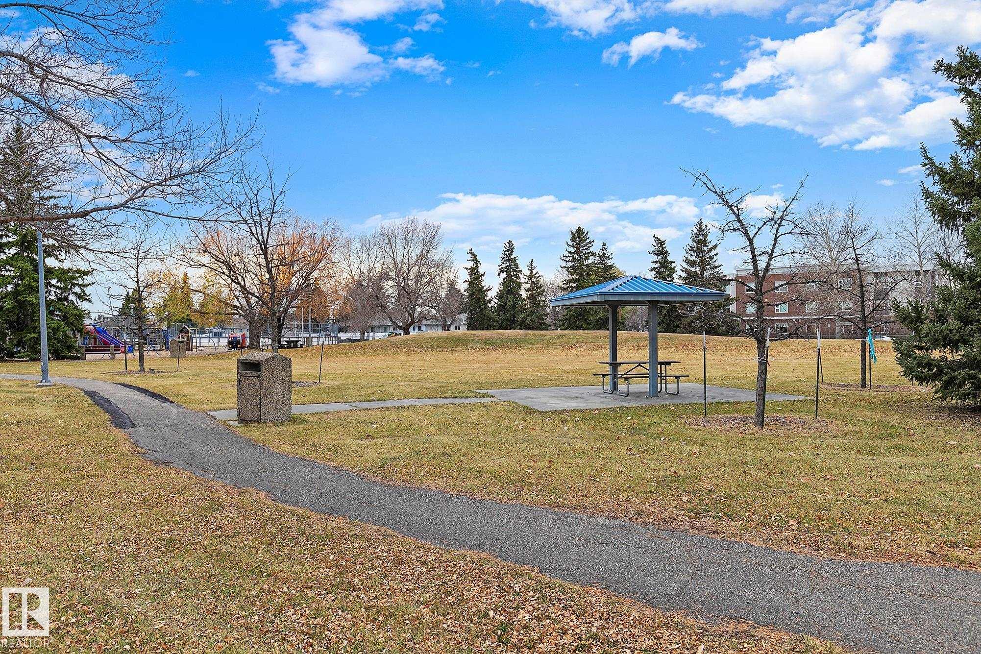 Photo 34 at 32 - 9704 165 Street NW, Glenwood, Edmonton